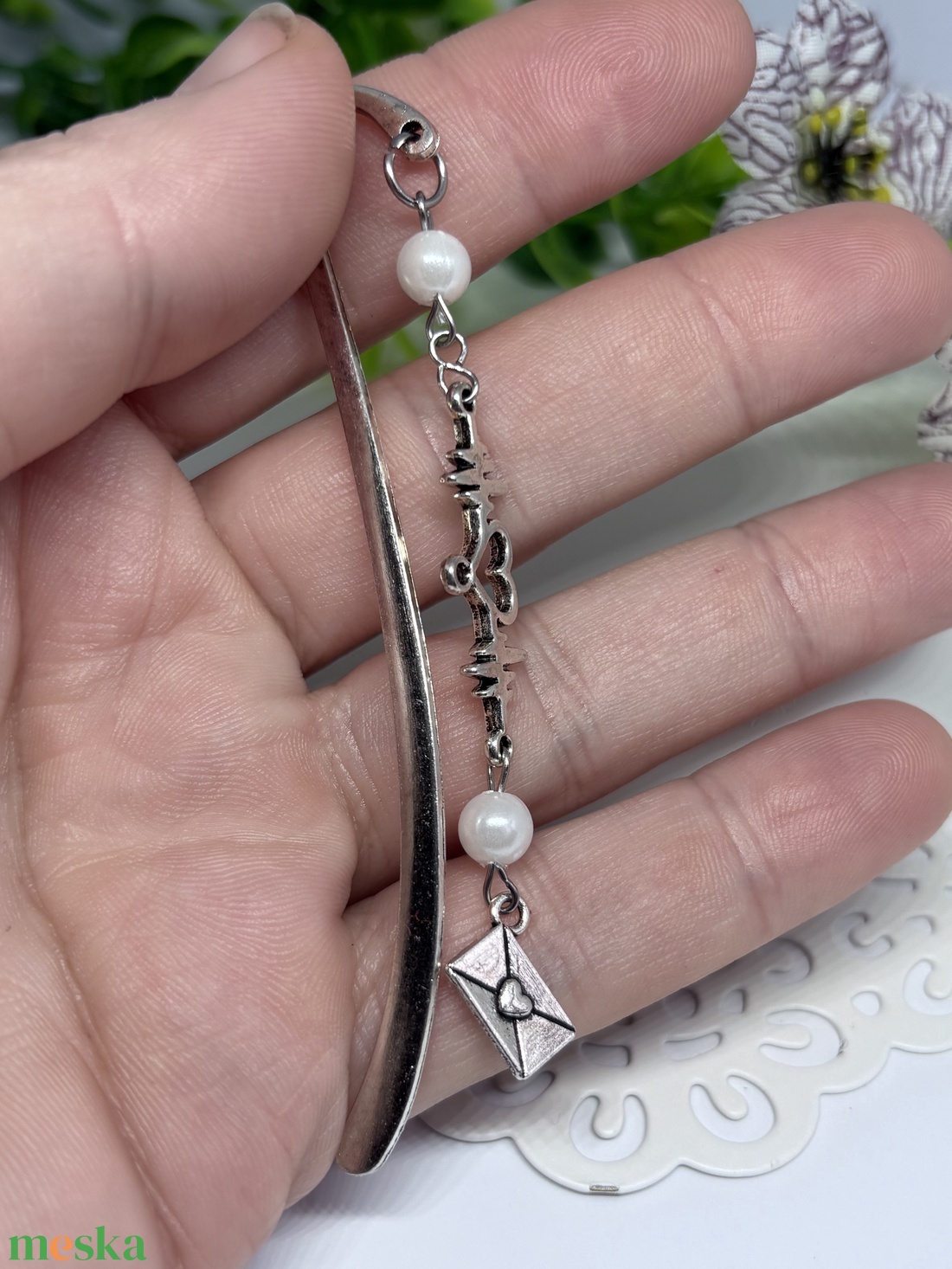 Fehér levél Könyvjelző   - könyv & zene - könyvjelző - Meska.hu