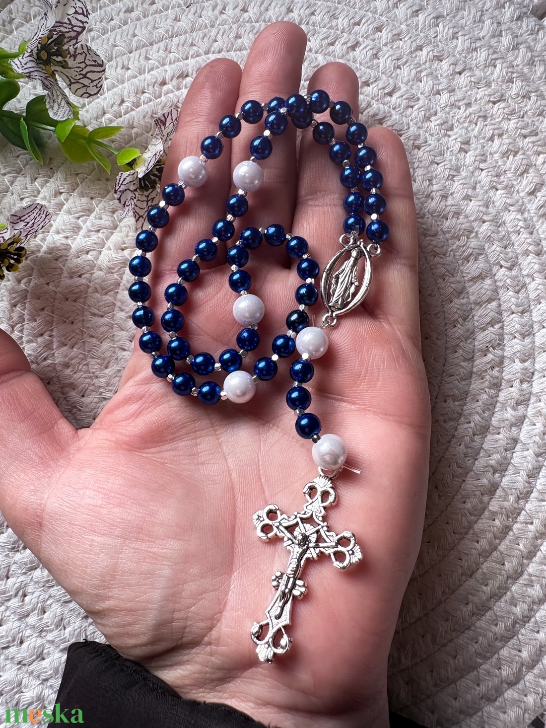 Selyemfényű Tekla Gyöngy Rózsafüzér � Antik Ezüst Díszekkel (Öttizedes) - ékszer - nyaklánc - monogram & névnyaklánc - Meska.hu