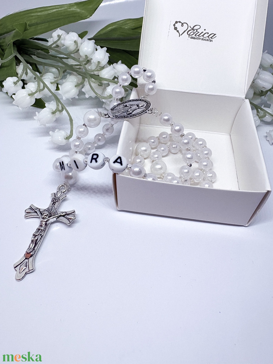 Névre szóló hófehér teklagyöngy rózsafüzér � Egyedi ajándék keresztelőre, elsőáldozásra - otthon & életmód - vallás - lánc & füzér - Meska.hu