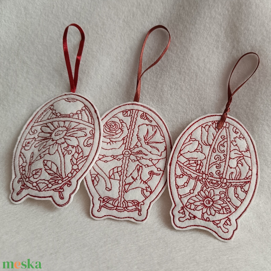 Hímzett húsvéti tojások 3db - otthon & életmód - dekoráció - fali és függő dekoráció - függődísz - Meska.hu