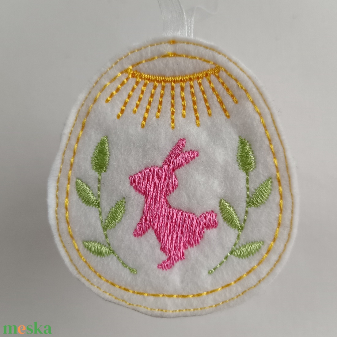 Hímzett húsvéti tojások - otthon & életmód - dekoráció - fali és függő dekoráció - betű & név - Meska.hu