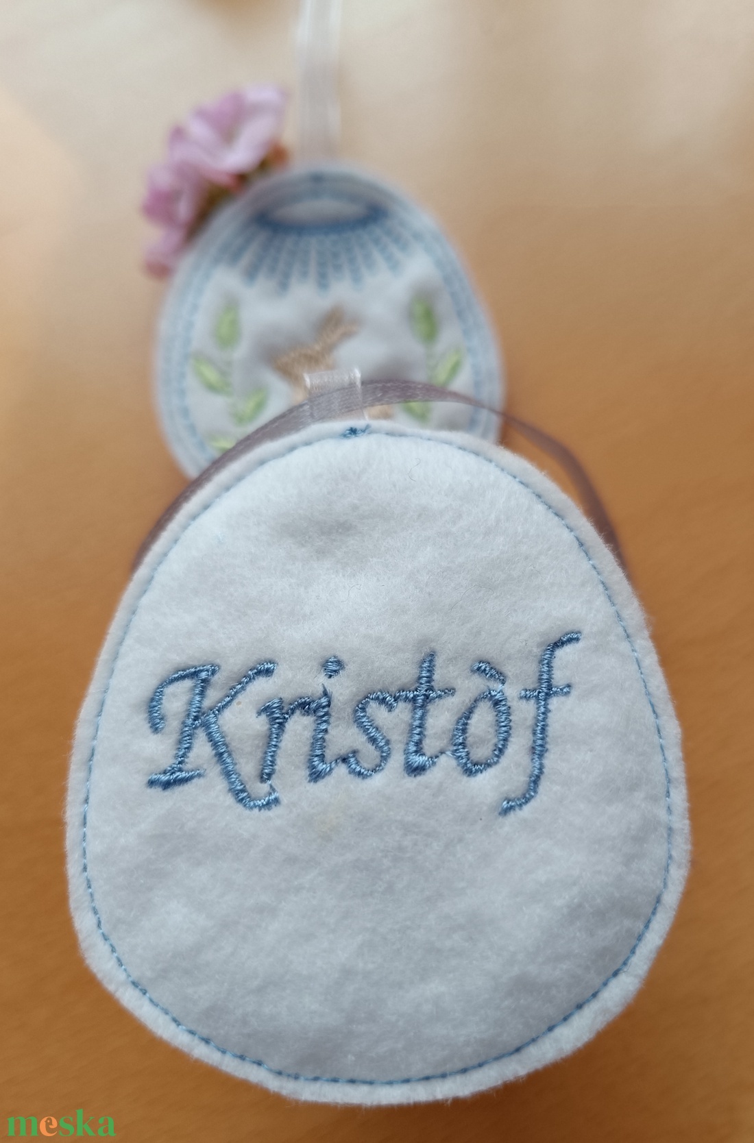 Hímzett húsvéti tojások - otthon & életmód - dekoráció - fali és függő dekoráció - betű & név - Meska.hu