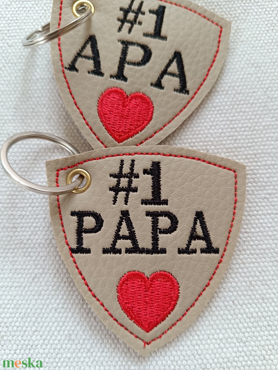 Apáknak/papáknak ajándék kulcstartó - táska & tok - kulcstartó & táskadísz - táskaakasztó - Meska.hu Apáknak/papáknak ajándék kulcstartó - táska & tok - kulcstartó & táskadísz - táskaakasztó - Meska.hu