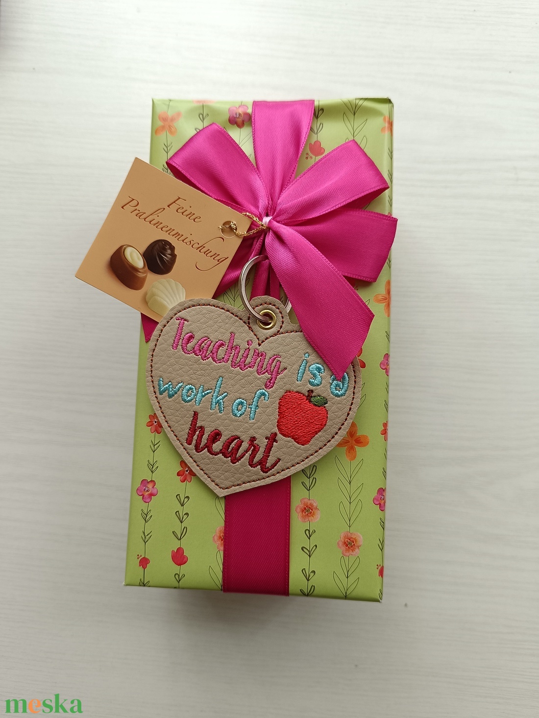 Pedagógusoknak ajándék kulcstartó  - táska & tok - kulcstartó & táskadísz - táskaakasztó - Meska.hu