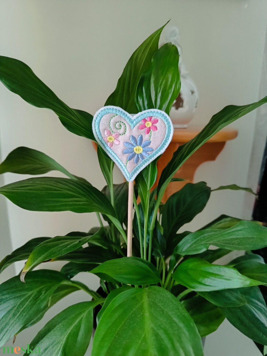 Hímzett szívek - otthon & életmód - dekoráció - fali és függő dekoráció - falra akasztható dekor - Meska.hu