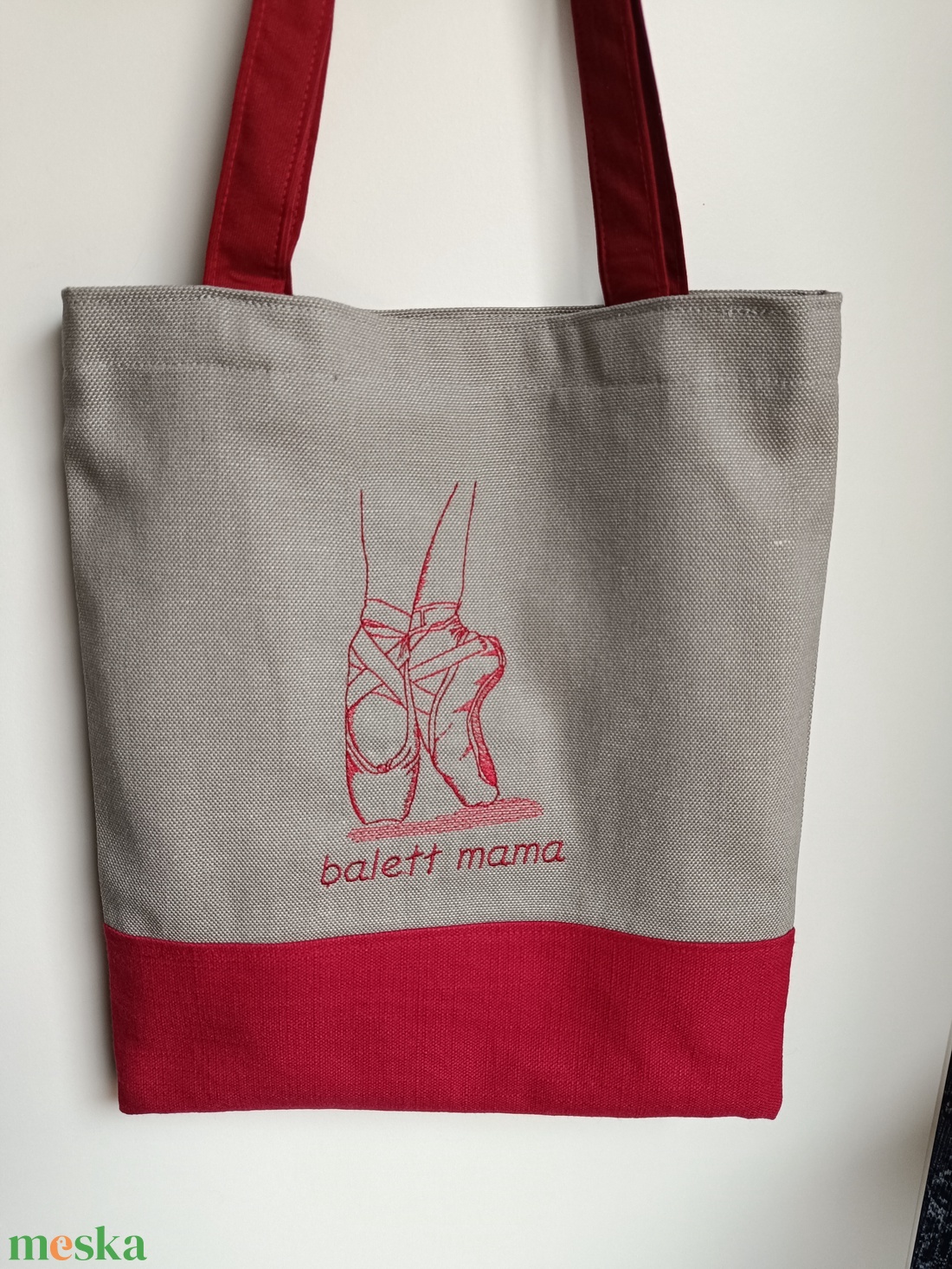 Hímzett balettcipős táska - táska & tok - bevásárlás & shopper táska - shopper, textiltáska, szatyor - Meska.hu Hímzett balettcipős táska - táska & tok - bevásárlás & shopper táska - shopper, textiltáska, szatyor - Meska.hu