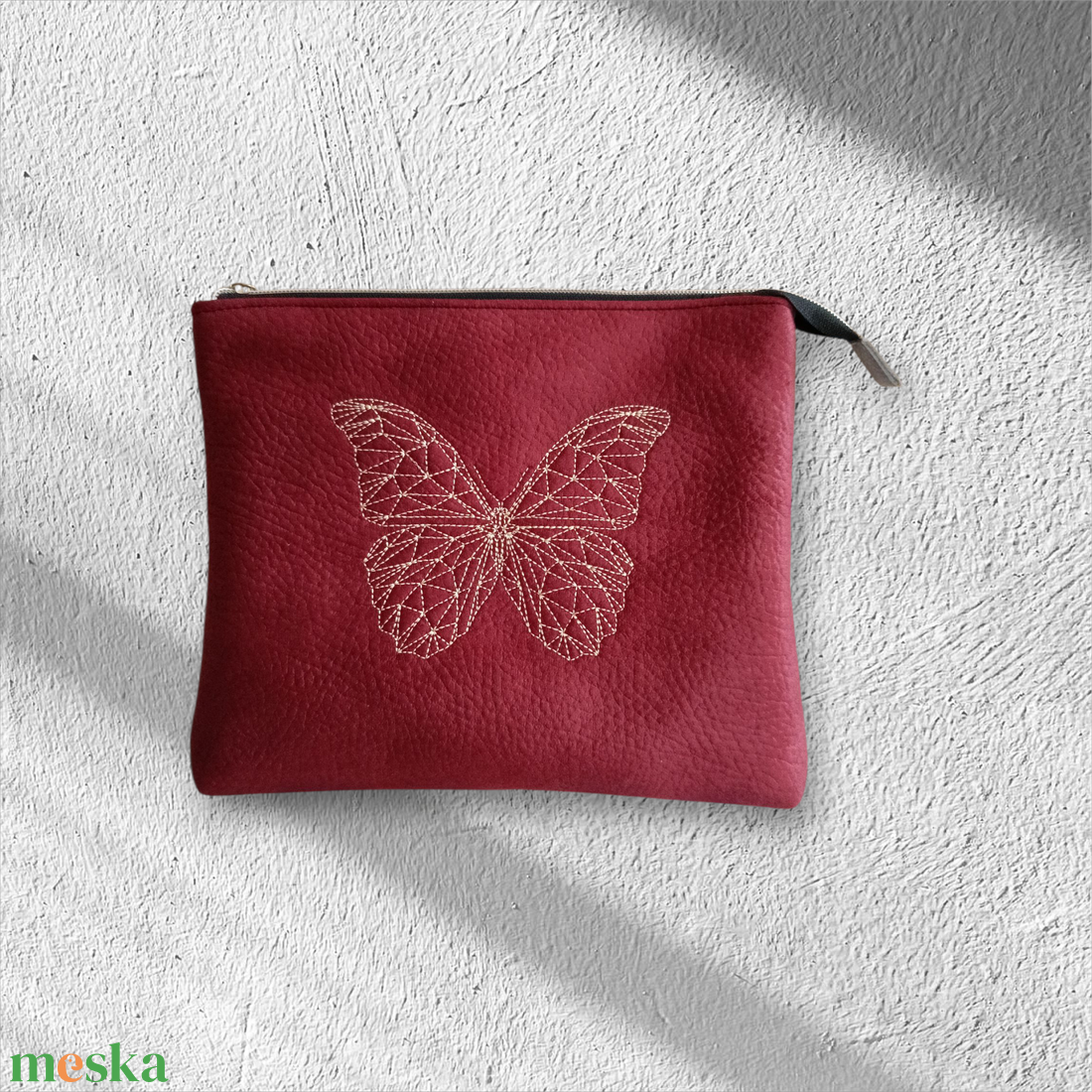 Hímzett textilbőr neszeszer / cipzáras tok - táska & tok - neszesszer - Meska.hu