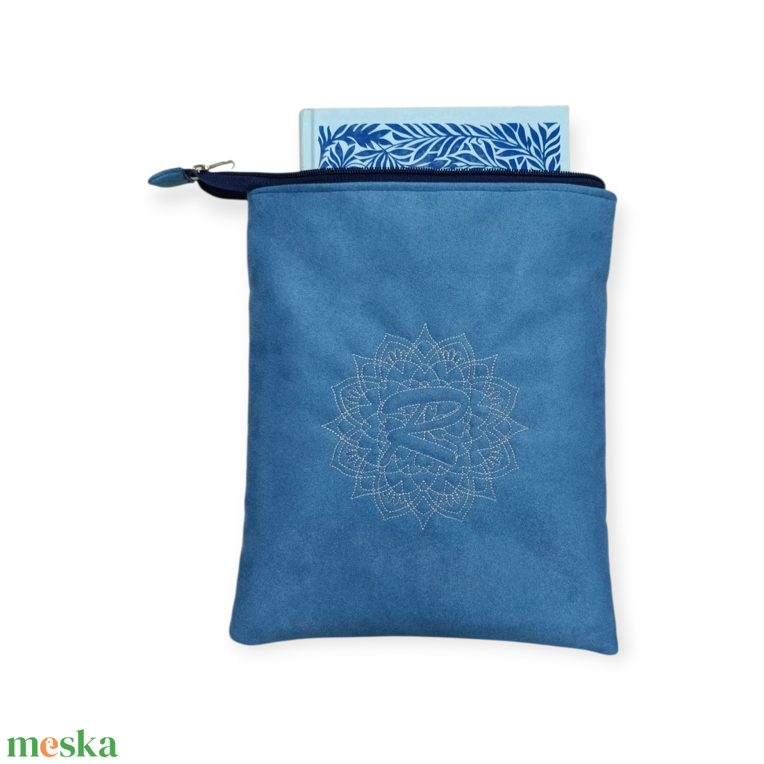 Hímzett monogrammos könyvtok/tablettok - könyv & zene - könyvtok - Meska.hu