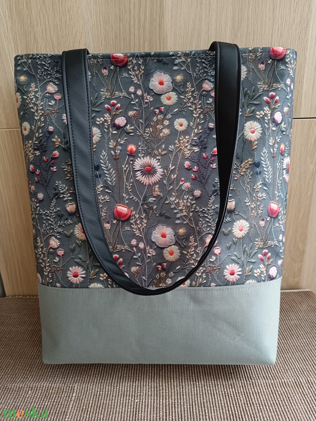 Szürke virágos válltáska  - táska & tok - kézitáska & válltáska - válltáska - Meska.hu