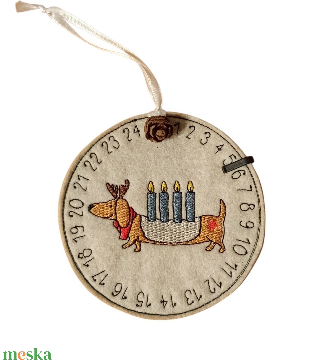 Mini tacskós hímzett adventi naptár  - karácsony - adventi díszek - adventi naptár - Meska.hu