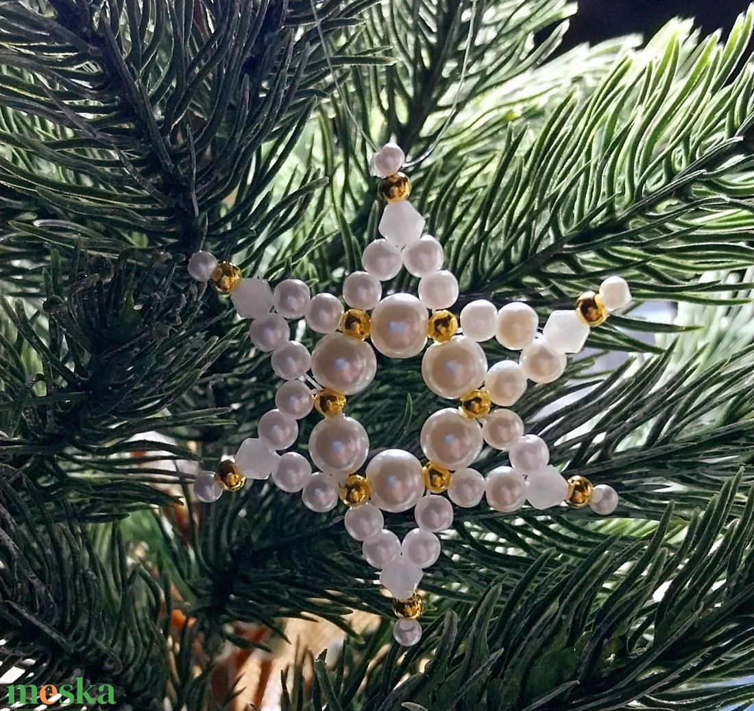 Karácsonyi gyöngy csillag 4 - karácsony - karácsonyi lakásdekoráció - karácsonyfadíszek - Meska.hu