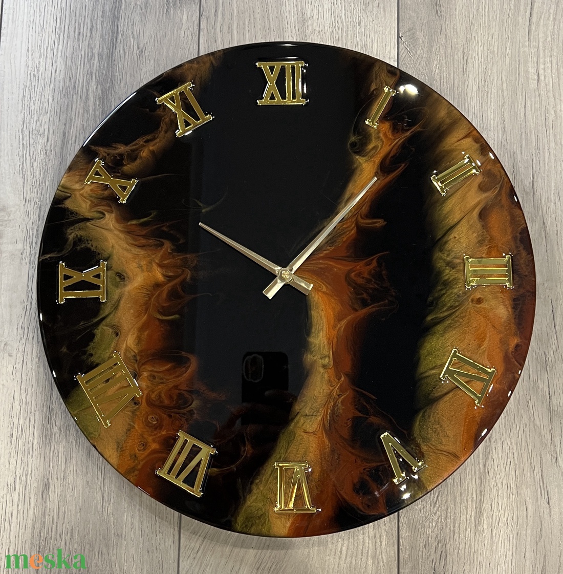 Egyedi Epoxy óra-Látványos, modern, megismételhetetlen! 45cm átmérővel - otthon & életmód - dekoráció - fali és függő dekoráció - falióra & óra - Meska.hu