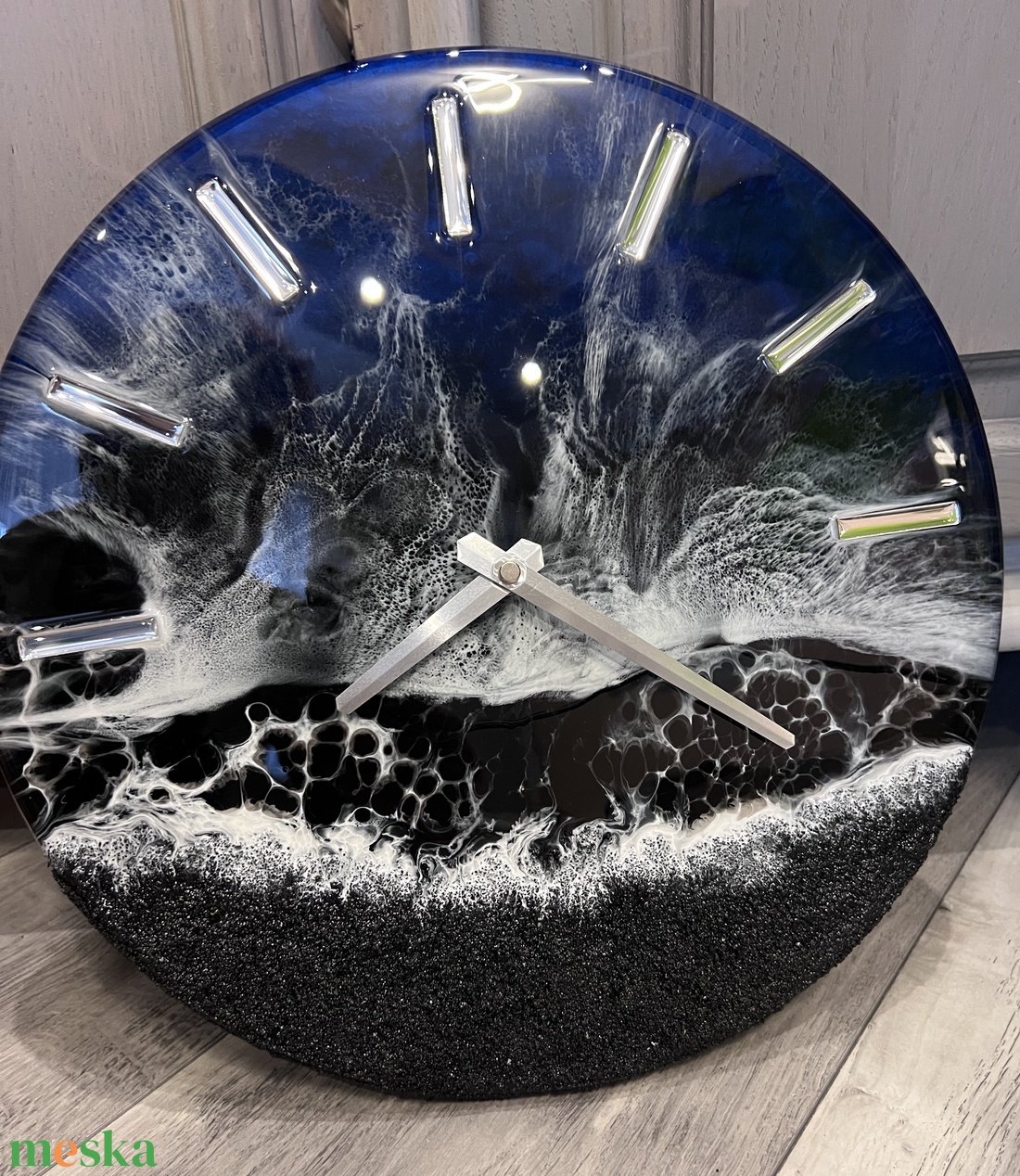 Egyedi EPOXY GYANTA FALIÓRA 35 cm átmérőjű - otthon & életmód - dekoráció - fali és függő dekoráció - falióra & óra - Meska.hu