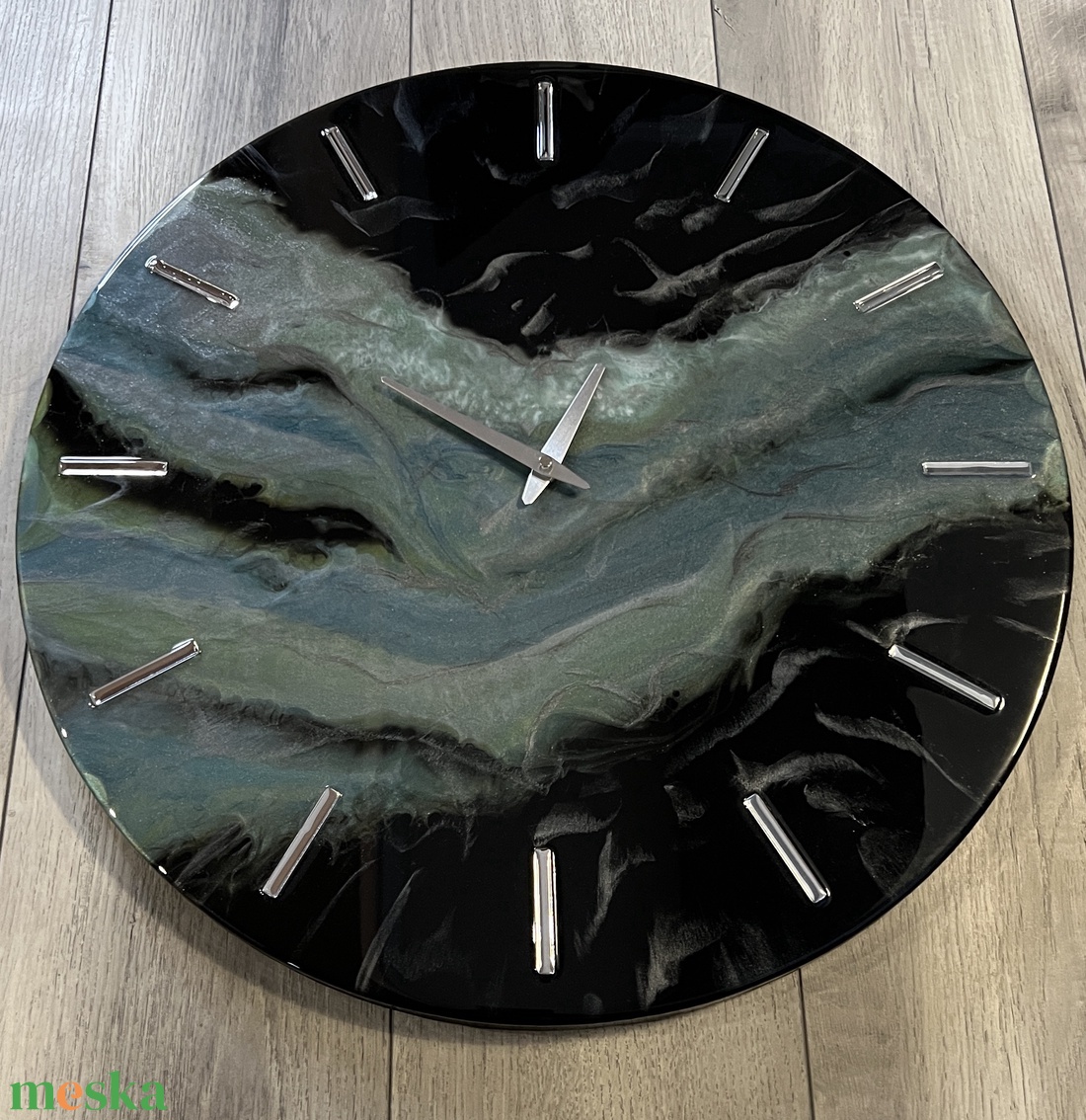 Kézzel készült, prémium EPOXY GYANTA FALIÓRA /55CM/ átmérőjü - otthon & életmód - dekoráció - fali és függő dekoráció - falióra & óra - Meska.hu