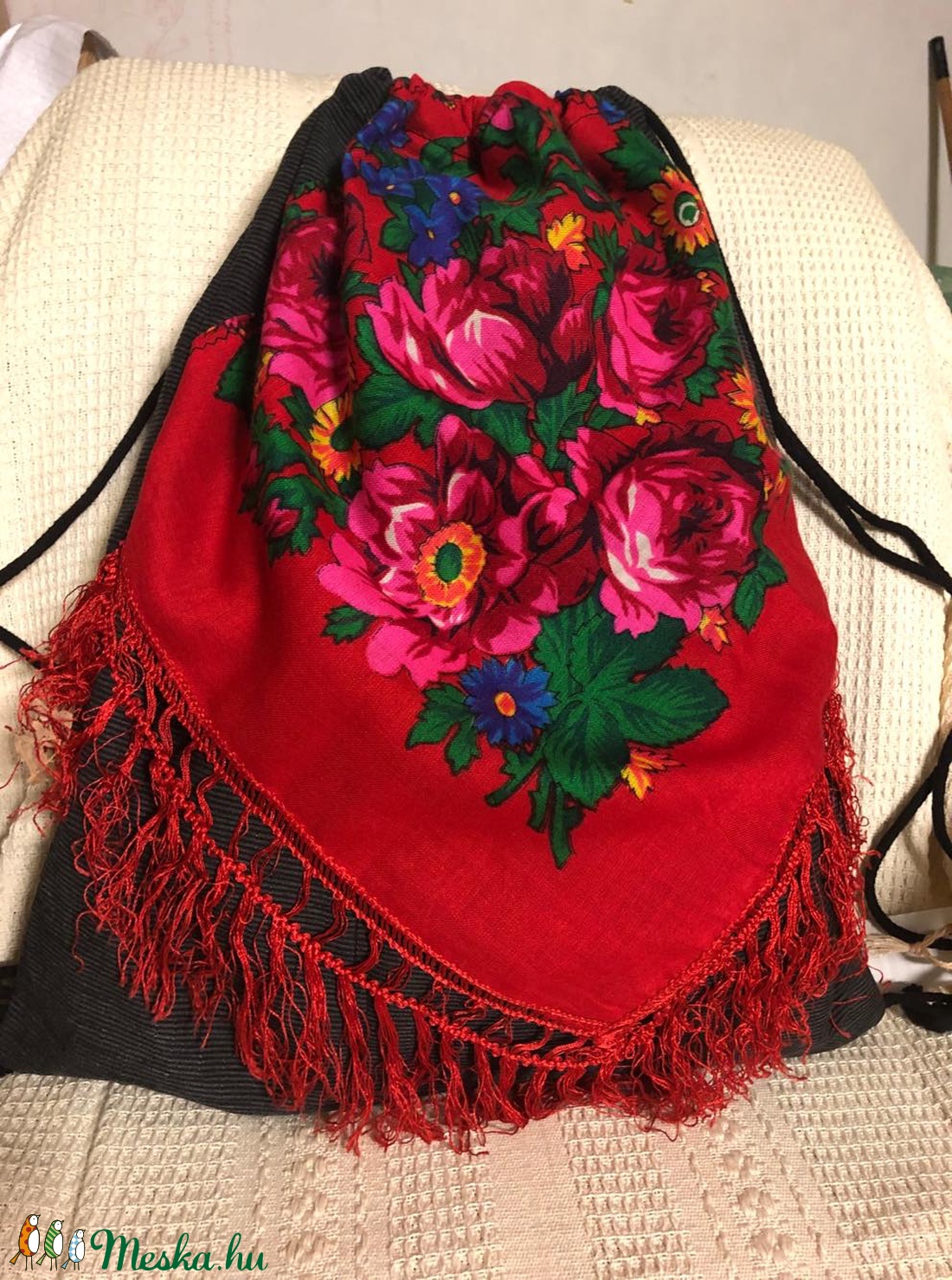 Virágos, rojtos hátizsák -  - Meska.hu