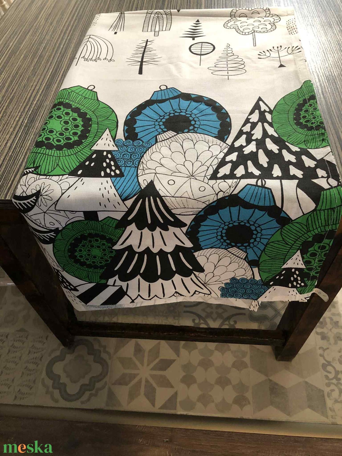 Modern karácsonyi asztalterítő - otthon & életmód - konyhafelszerelés, tálalás - tálalás - terítő - Meska.hu