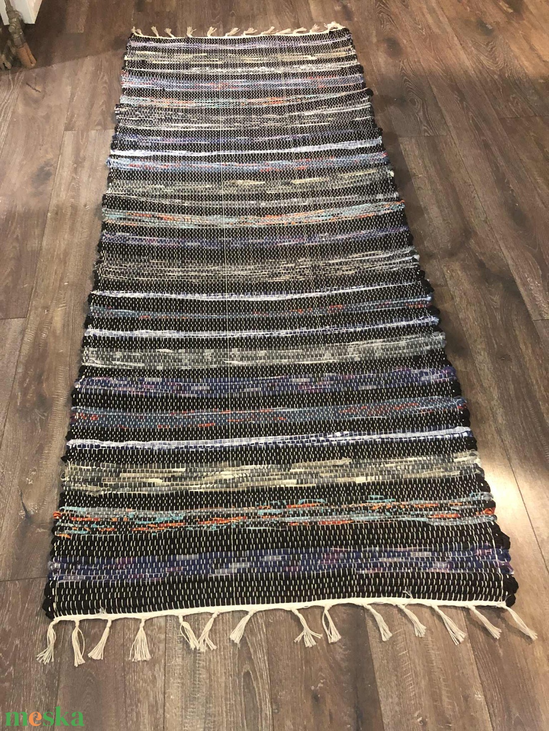 Fekete-színes csíkos szőnyeg - otthon & életmód - lakástextil - szőnyeg - szövött szőnyeg - Meska.hu