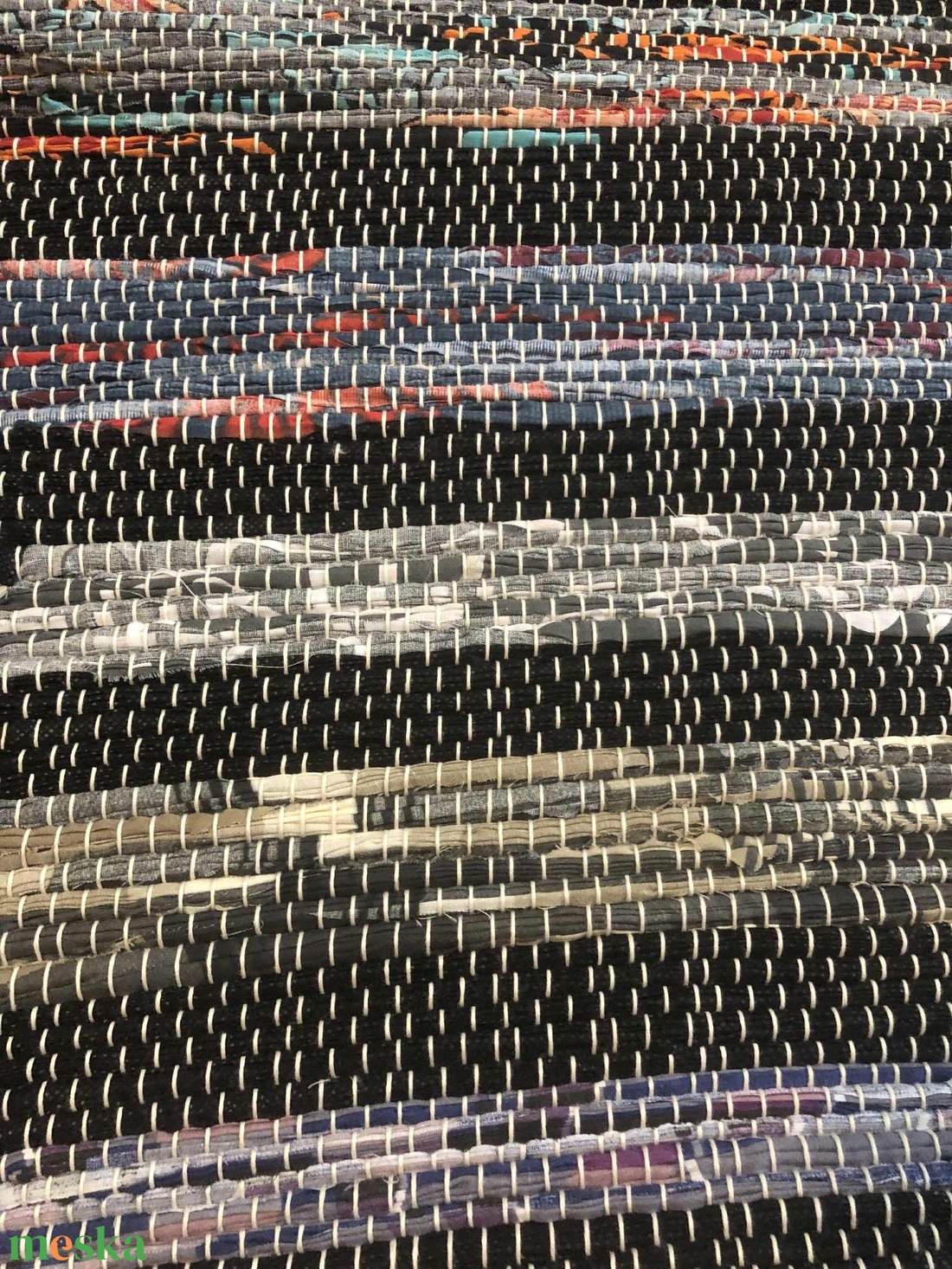 Fekete-színes csíkos szőnyeg - otthon & életmód - lakástextil - szőnyeg - szövött szőnyeg - Meska.hu