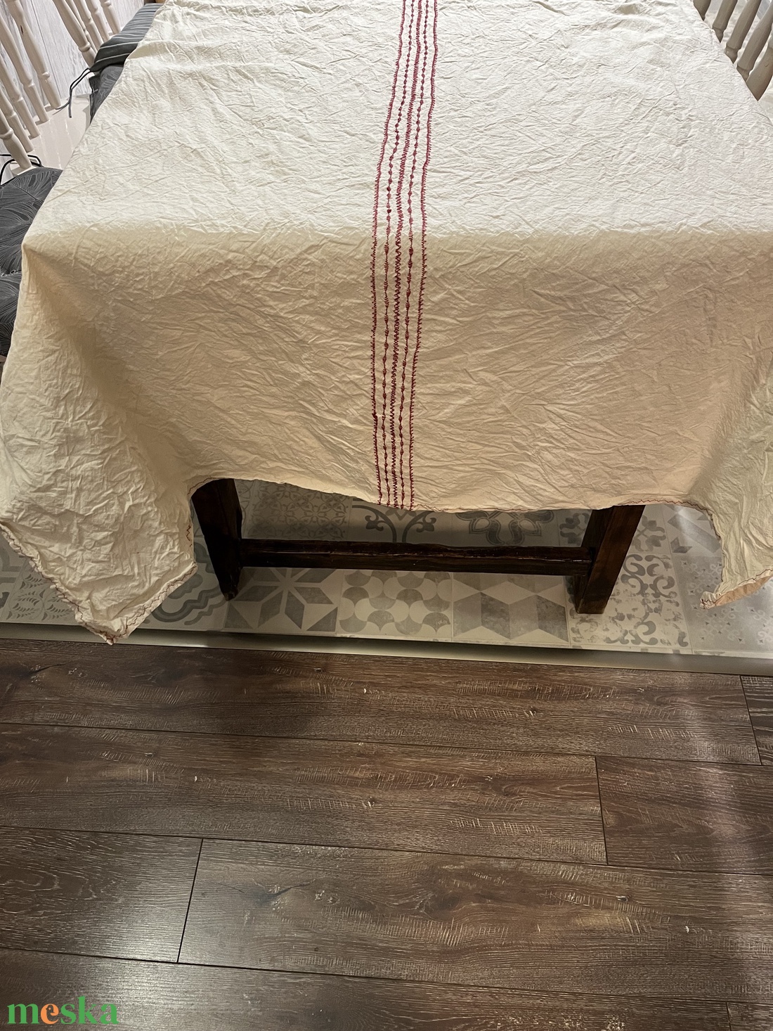 Hímzett, vászon asztalterítő - otthon & életmód - konyhafelszerelés, tálalás - tálalás - terítő - Meska.hu