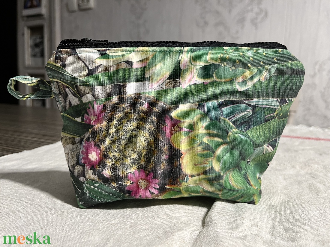 Kaktuszmintás neszeszer - táska & tok - pénztárca & más tok - kártyatartó & irattartó - Meska.hu