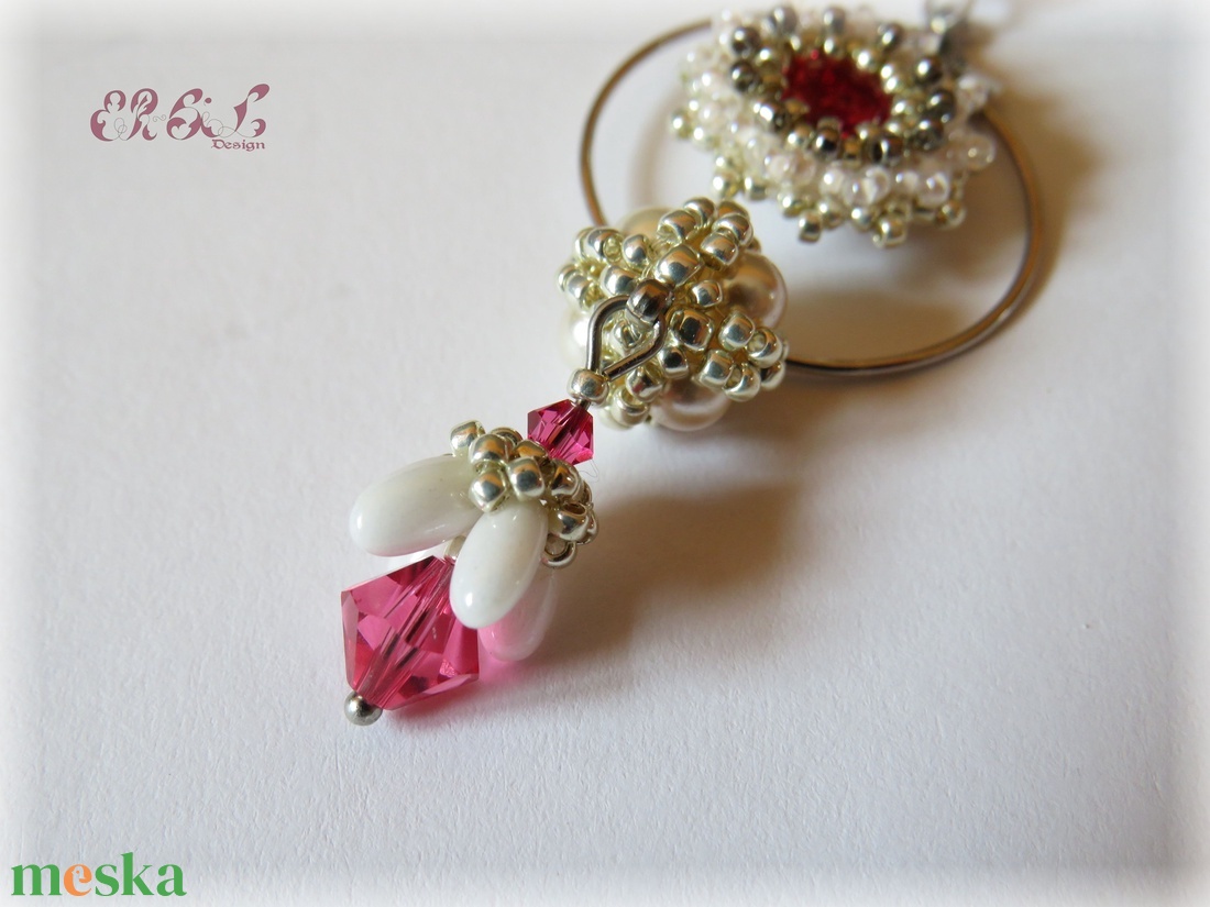 Fehér - pink - ezüst fülbevaló - ékszer - fülbevaló - lógó fülbevaló - Meska.hu Fehér - pink - ezüst fülbevaló - ékszer - fülbevaló - lógó fülbevaló - Meska.hu