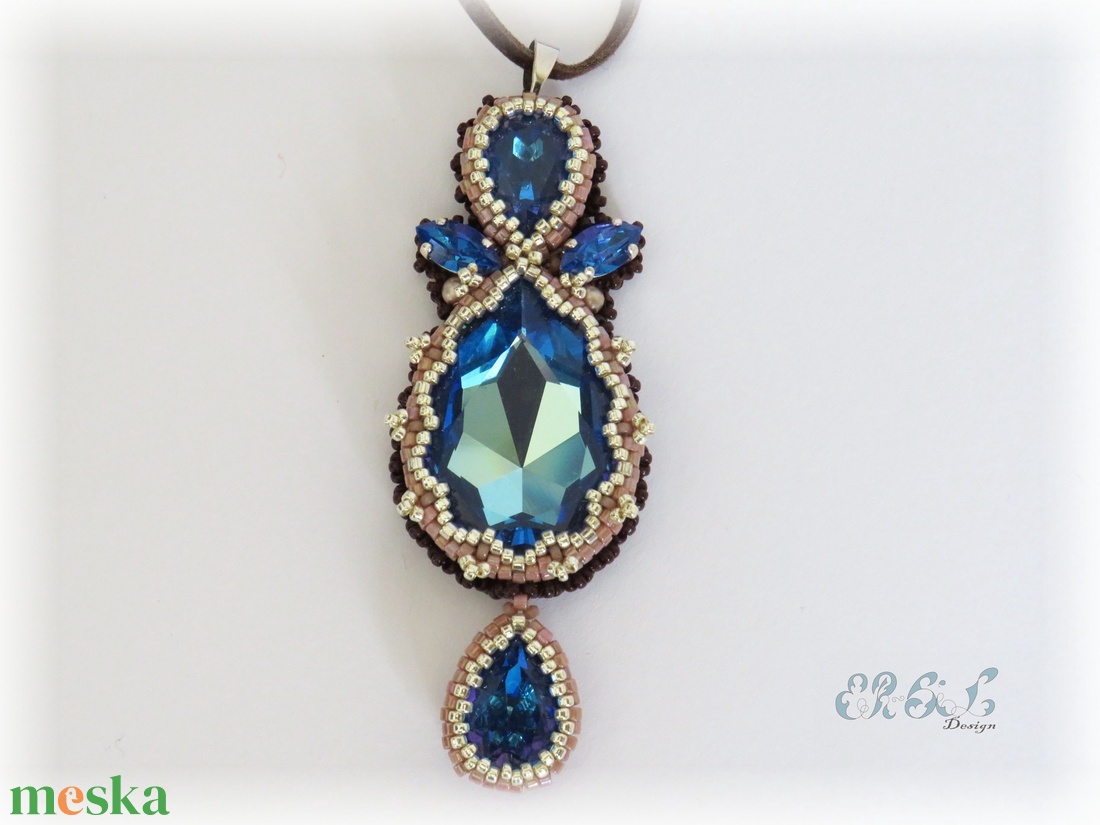 Kék - barna - ezüst Swarovski medál - ékszer - nyaklánc - medálos nyaklánc - Meska.hu Kék - barna - ezüst Swarovski medál - ékszer - nyaklánc - medálos nyaklánc - Meska.hu