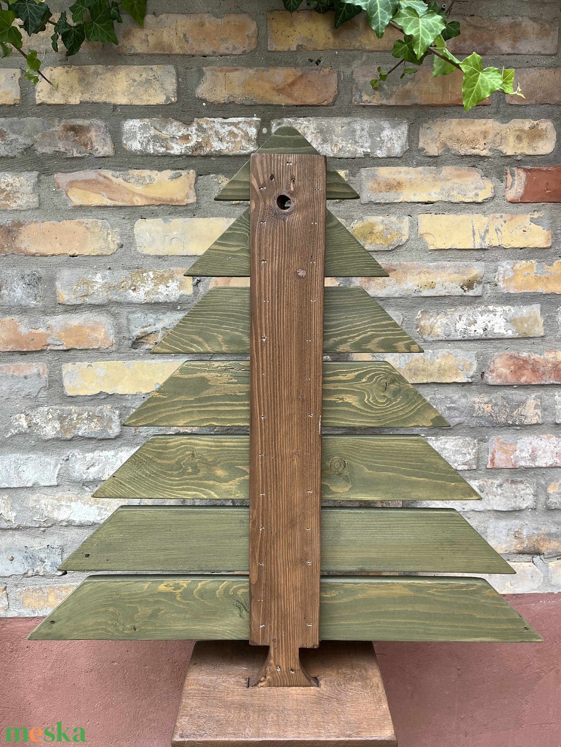 Karácsonyi fenyőfa dekoráció újrahasznosított fából - karácsony - karácsonyi lakásdekoráció - karácsonyi lakásdíszek - Meska.hu Karácsonyi fenyőfa dekoráció újrahasznosított fából - karácsony - karácsonyi lakásdekoráció - karácsonyi lakásdíszek - Meska.hu