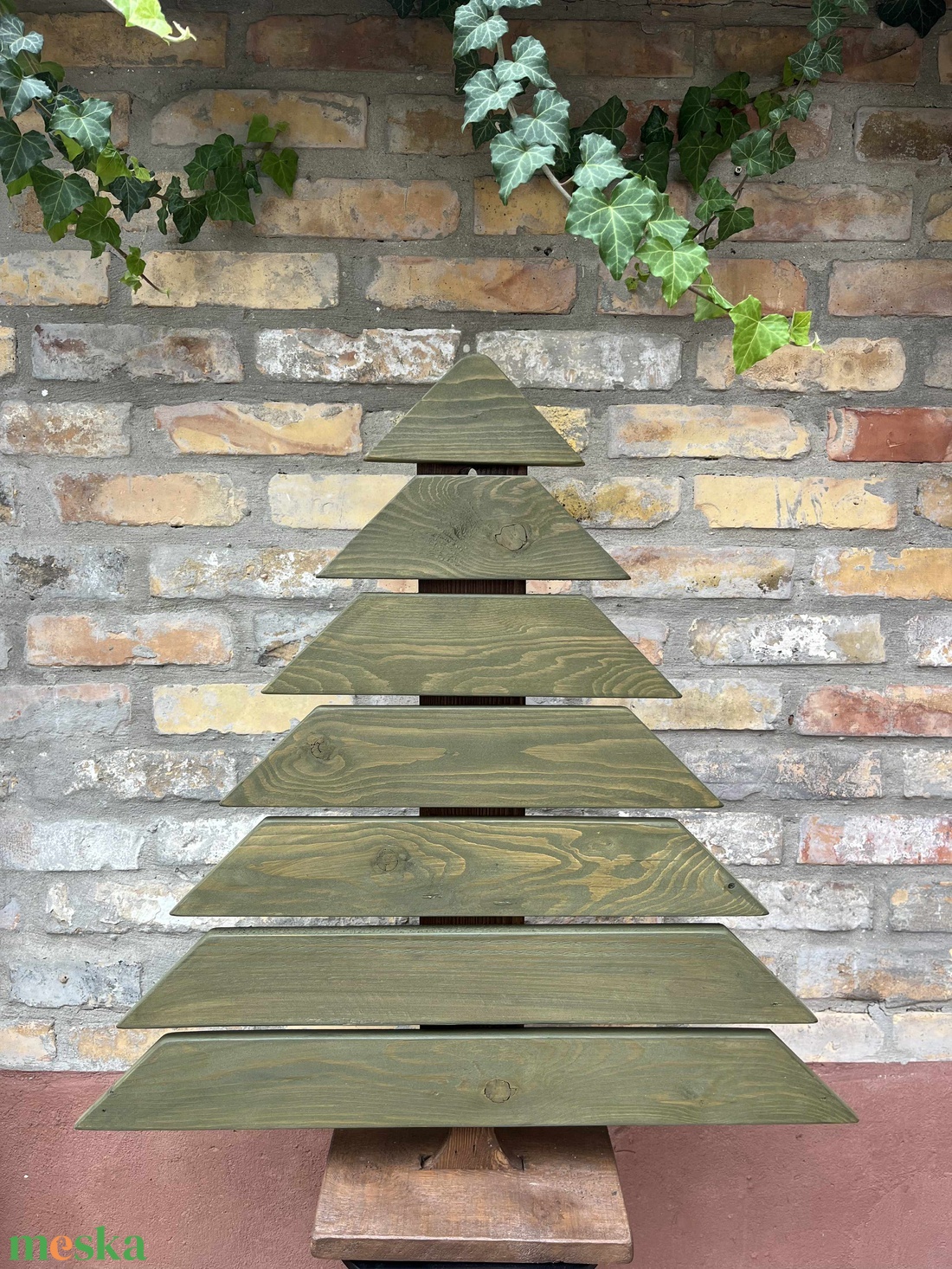 Karácsonyi fenyőfa dekoráció újrahasznosított fából - karácsony - karácsonyi lakásdekoráció - karácsonyi lakásdíszek - Meska.hu Karácsonyi fenyőfa dekoráció újrahasznosított fából - karácsony - karácsonyi lakásdekoráció - karácsonyi lakásdíszek - Meska.hu