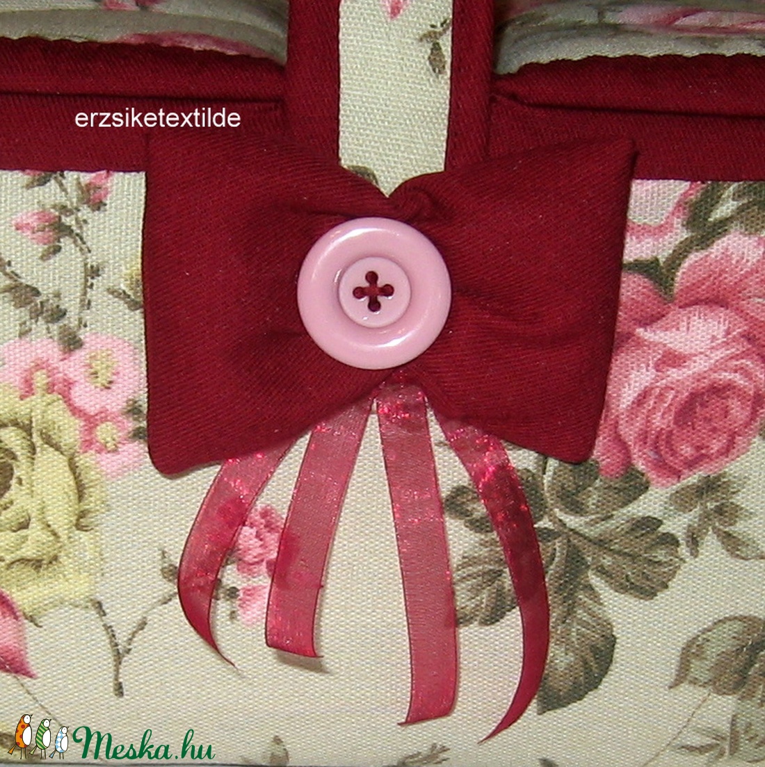 Varró- vagy kézimunka kosár bézs alapon rózsás -  - Meska.hu