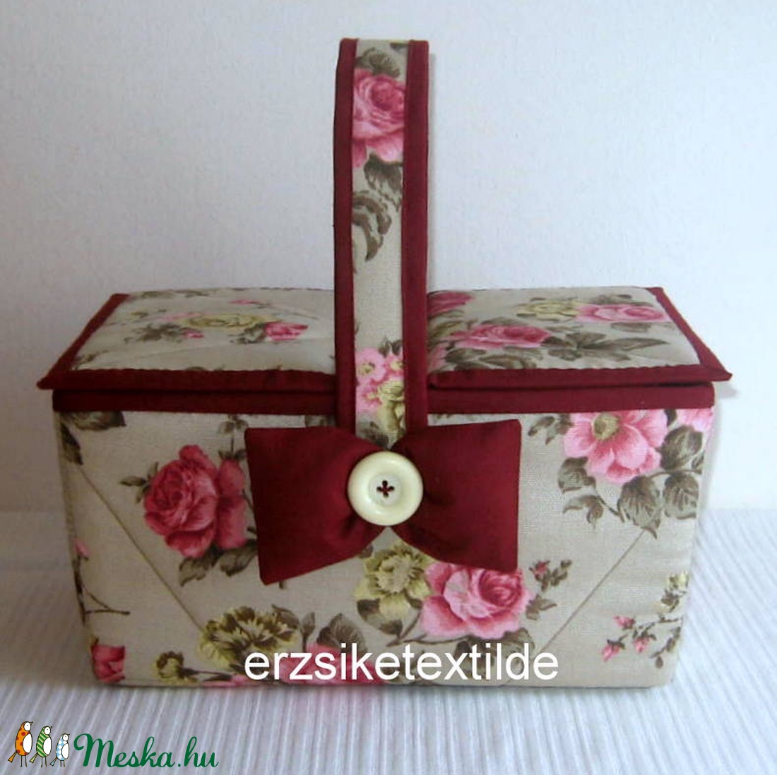 Varró- vagy kézimunka kosár bézs alapon rózsás -  - Meska.hu