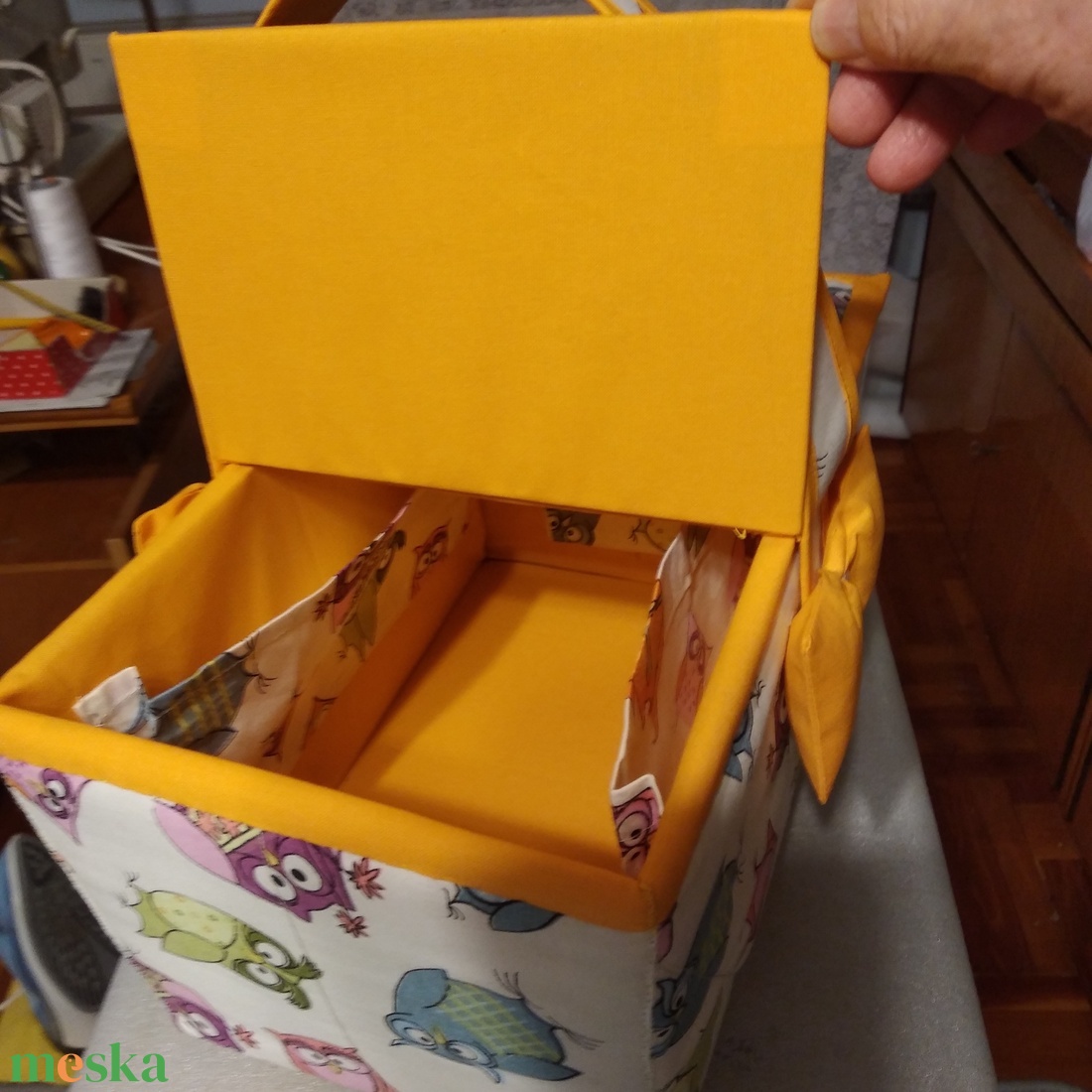 Varrókosár baglyos anyagból  - otthon & életmód - dekoráció - asztal és polc dekoráció - asztaldísz - Meska.hu