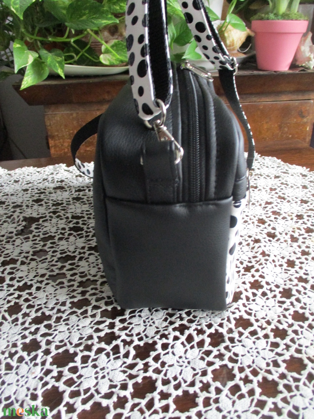 Oldaltáska----Műbőr-- - táska & tok - kézitáska & válltáska - vállon átvethető táska - Meska.hu