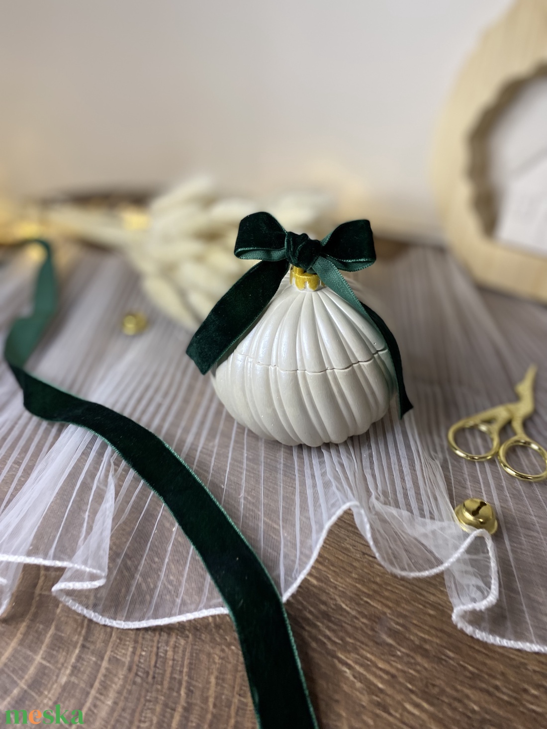 Christmas ball- Szójaviasz gyertya ropogó fa kanóccal - otthon & életmód - gyertya, illat, aroma - gyertya - Meska.hu