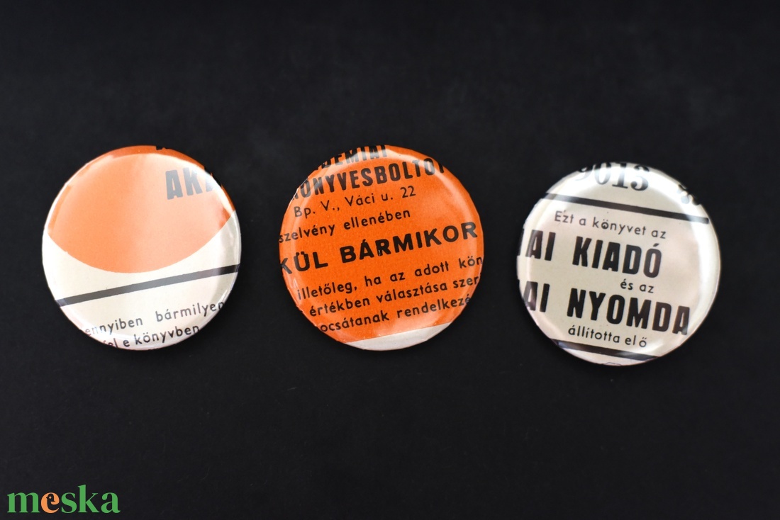 Egyedi kitűző csomag - ékszer - kitűző és bross - kitűző - Meska.hu Egyedi kitűző csomag - ékszer - kitűző és bross - kitűző - Meska.hu
