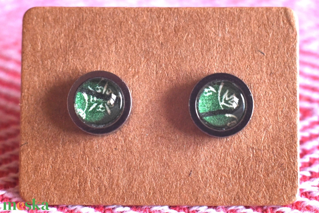 Zöld bélyeg fülbevaló - ékszer - fülbevaló - pötty fülbevaló - Meska.hu