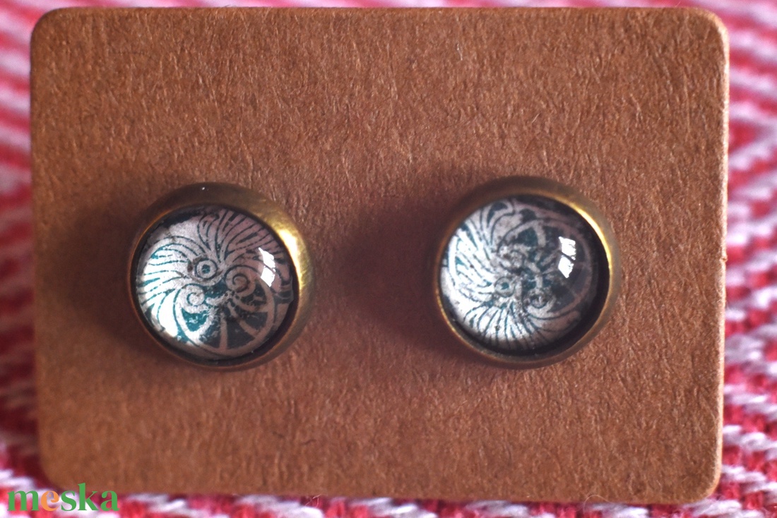 Bélyeg fülbevaló - ékszer - fülbevaló - pötty fülbevaló - Meska.hu