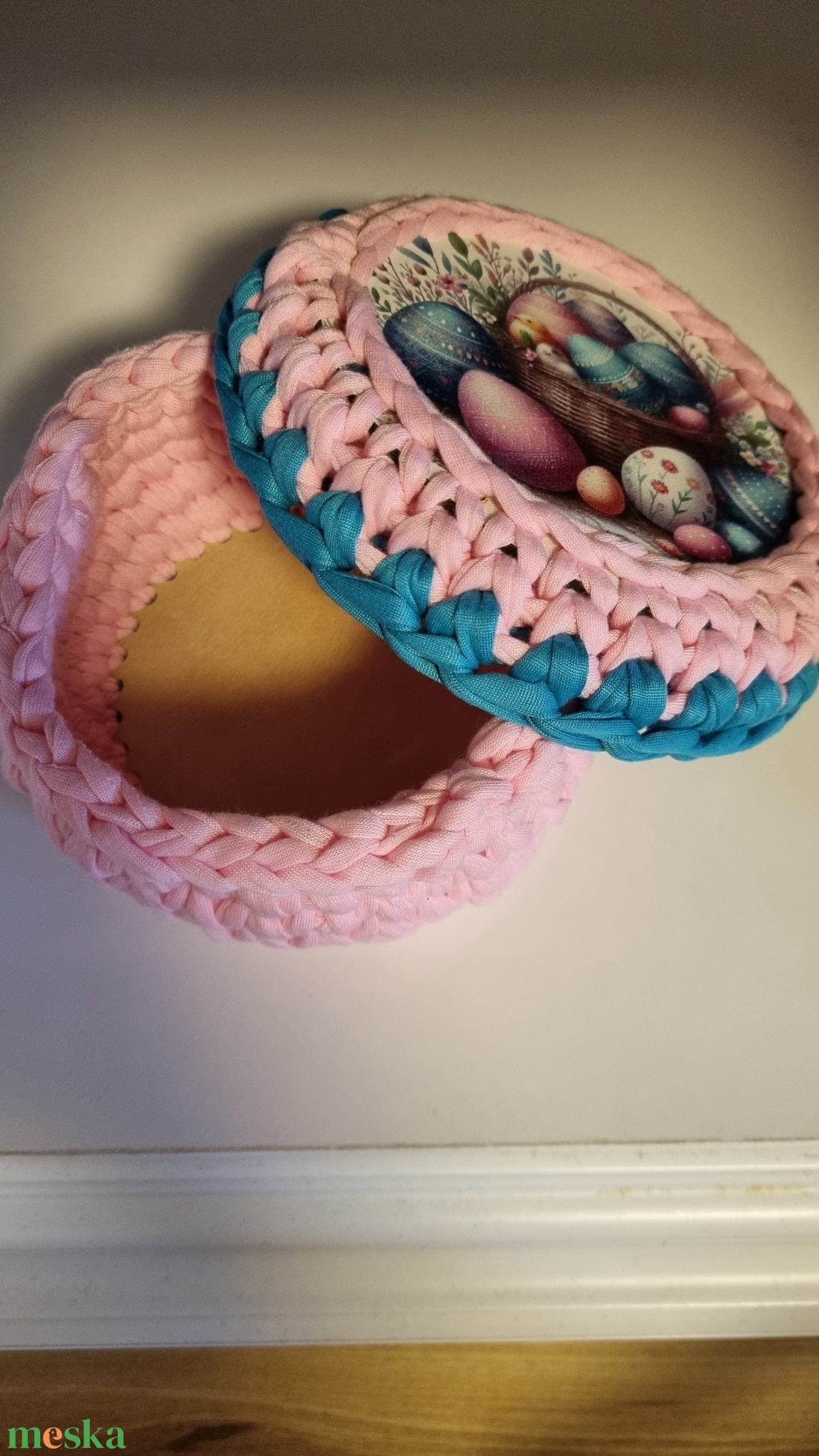 Horgolt húsvéti tároló  - ünnepi díszek, dekorációk - húsvéti díszek és dekorációk - húsvéti kosár - Meska.hu