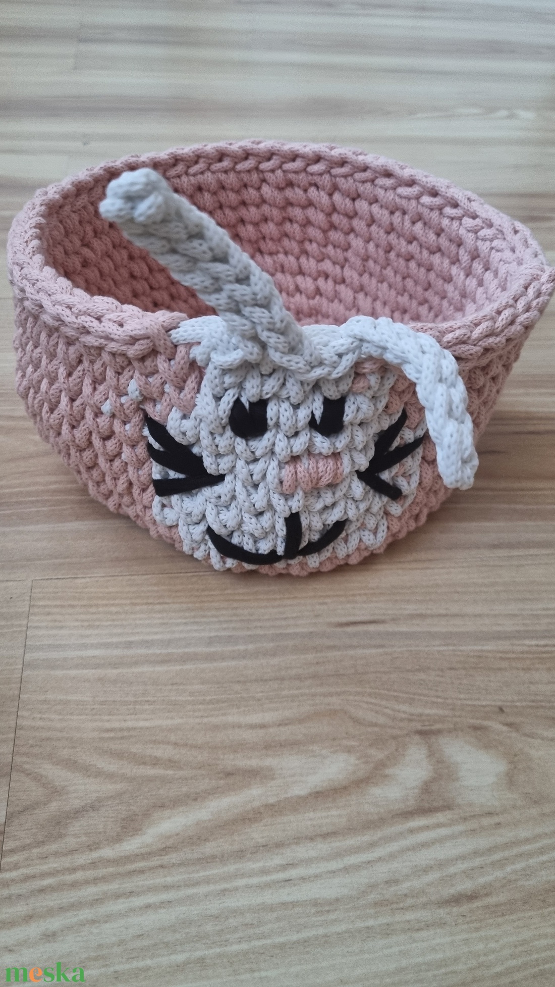 Horgolt nyuszis tároló - otthon & életmód - tárolás & rendszerezés - íróasztali tároló - Meska.hu