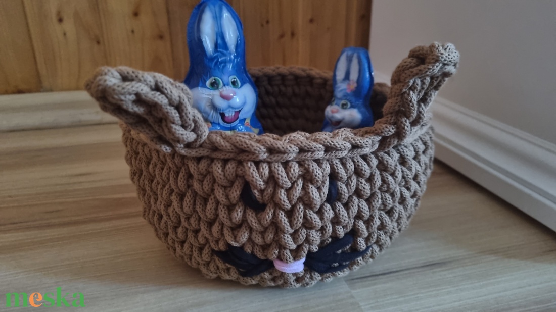 Horgolt nyuszis tároló - otthon & életmód - dekoráció - asztal és polc dekoráció - bonsai - Meska.hu