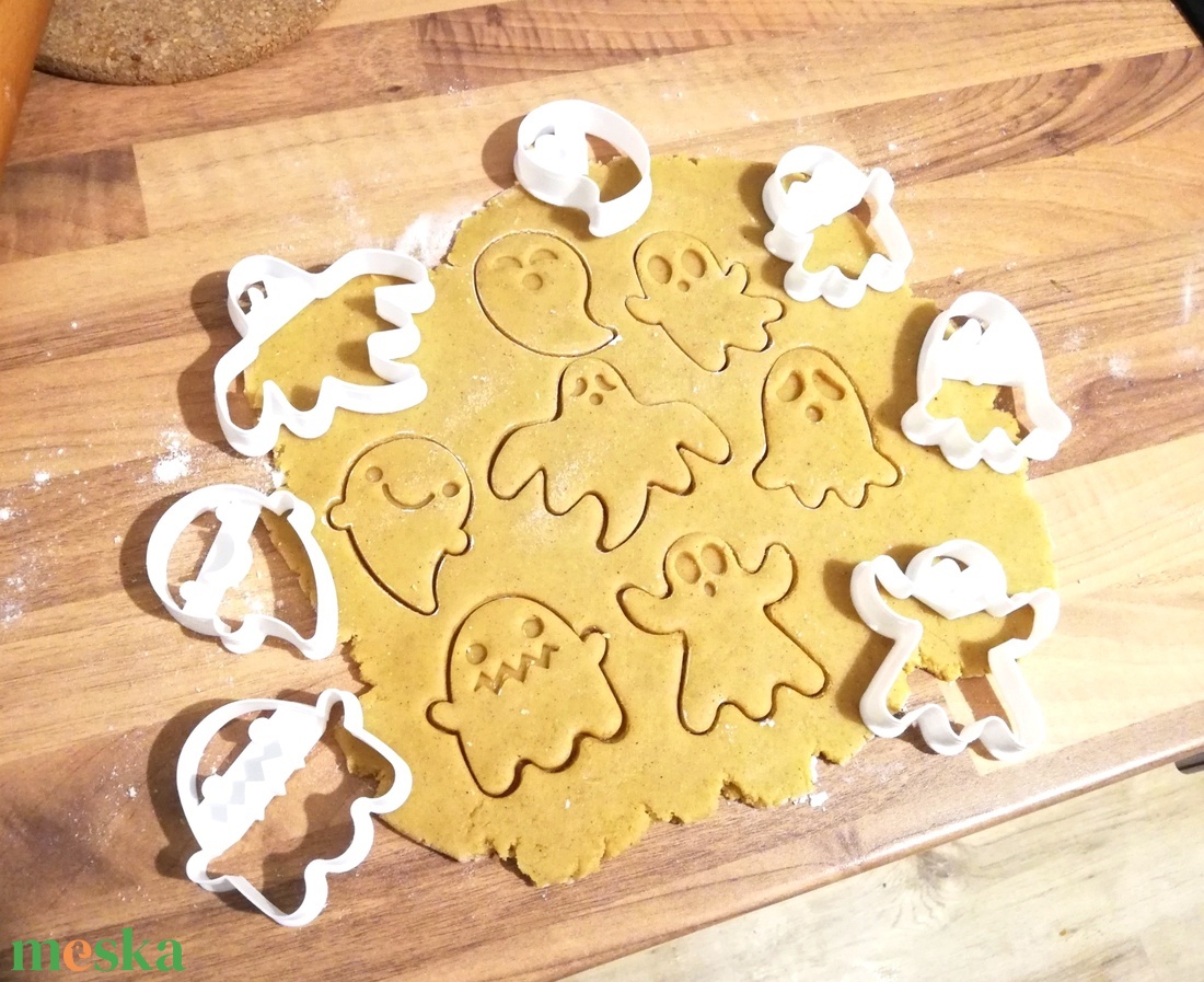 Halloween-i kekszkiszúró szett - otthon & életmód - dekoráció - halloween - halloweeni sütikiszúrók - Meska.hu