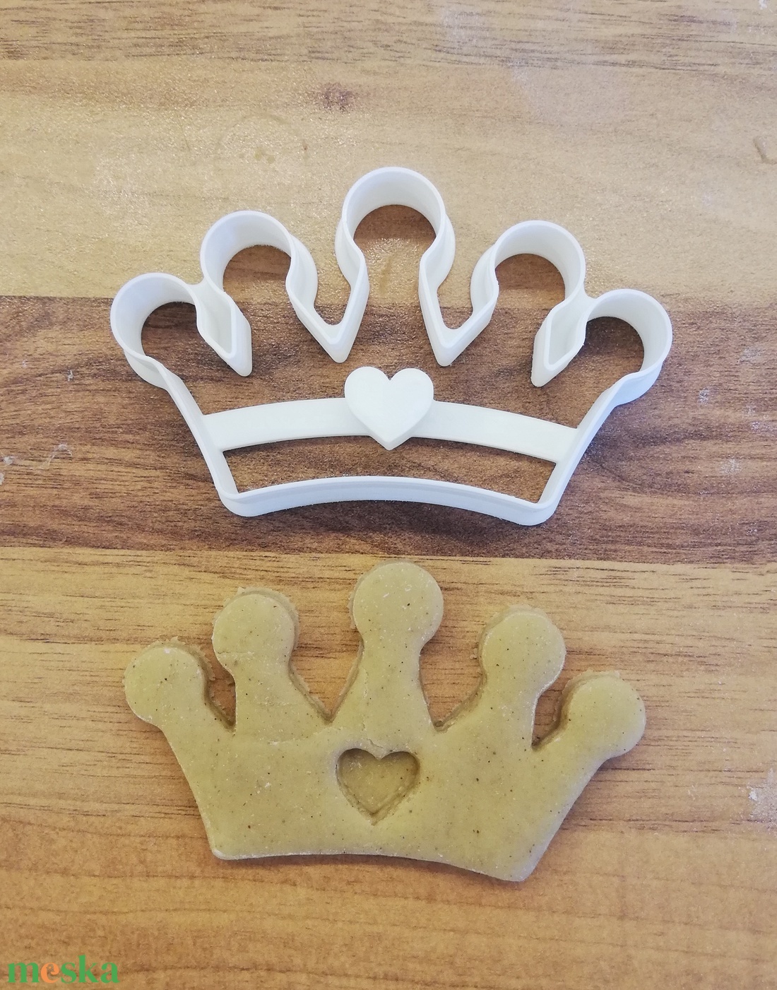 Hercegnős keksz-, mézeskalács-, süti kiszúró forma szettben - otthon & lakás - konyhafelszerelés, tálalás - sütés, főzés - sütikiszúró - Meska.hu