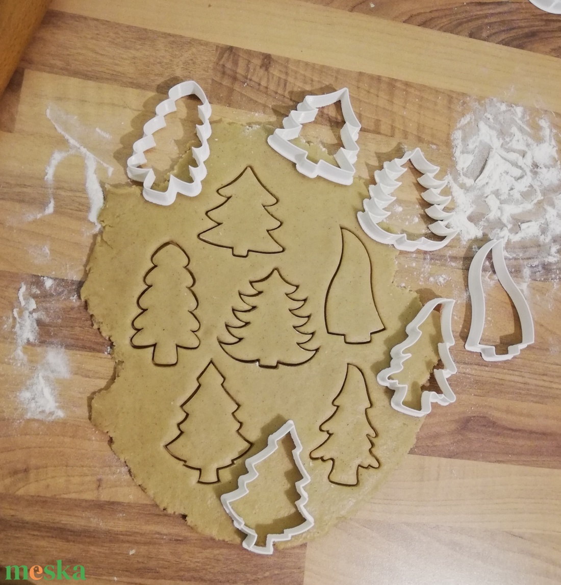 Fenyőfás keksz, sütemény, mézeskalács kiszúró forma szett - otthon & életmód - konyhafelszerelés, tálalás - sütés, főzés - sütikiszúró - Meska.hu