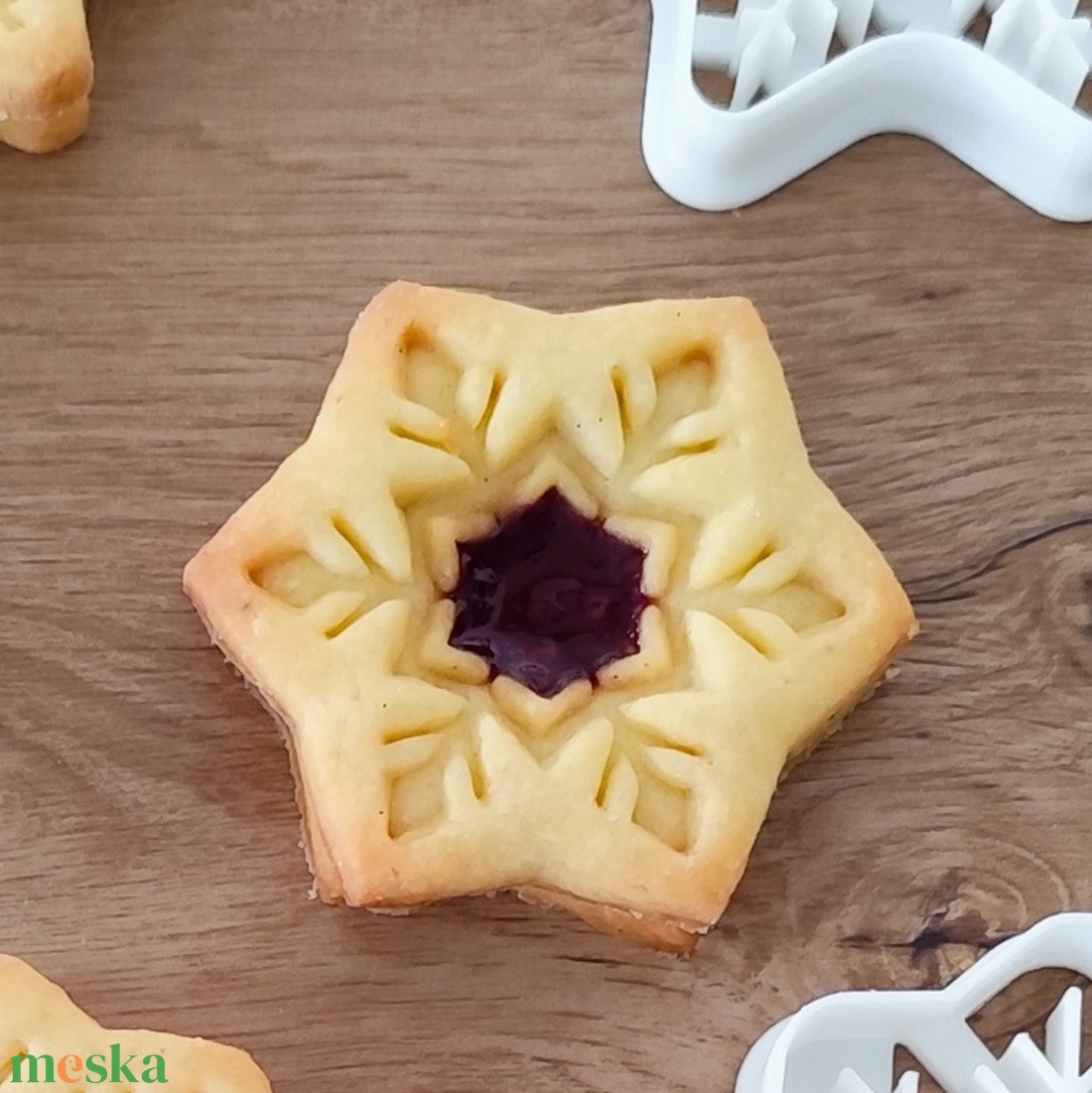 Hópihés 1. linzer-, kekszkiszúró - otthon & életmód - konyhafelszerelés, tálalás - sütés, főzés - sütikiszúró - Meska.hu