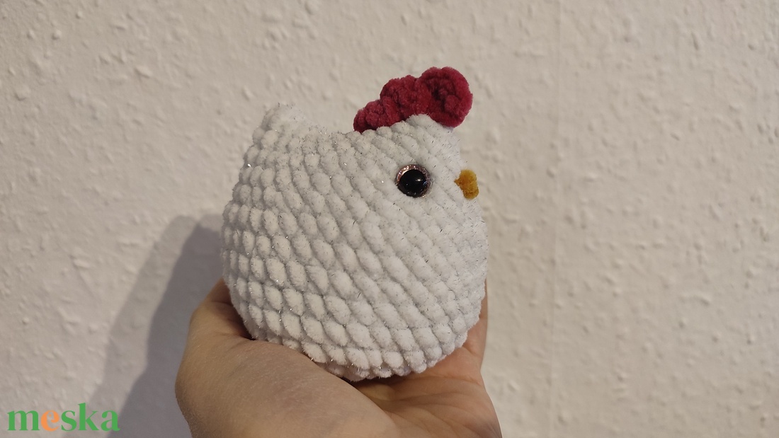 Pihe puha horgolt plüss tyúk  - játék & sport - plüssállat & játékfigura - más figura - Meska.hu