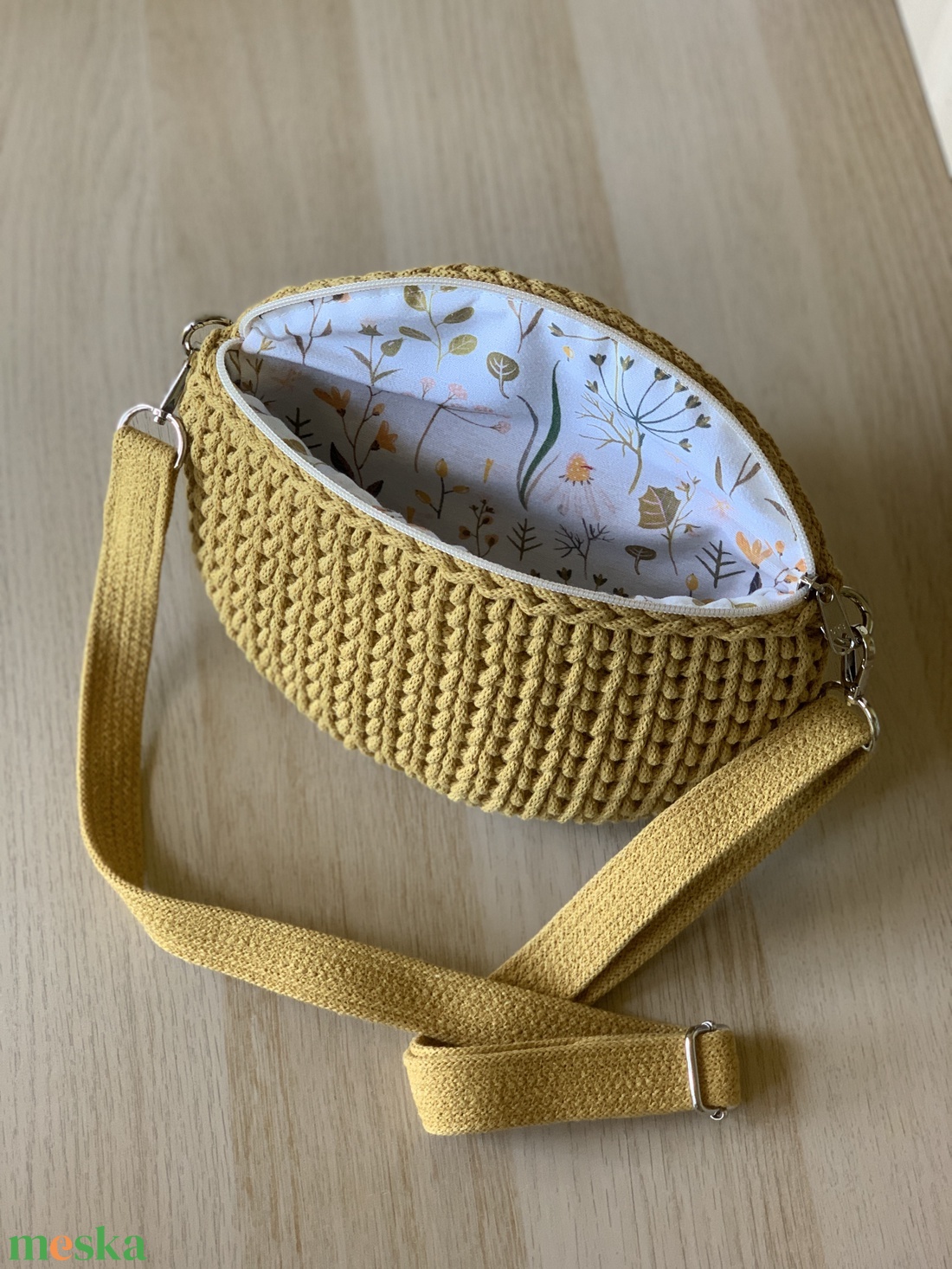 Övtasi / Crossbody táska - táska & tok - kézitáska & válltáska - vállon átvethető táska - Meska.hu