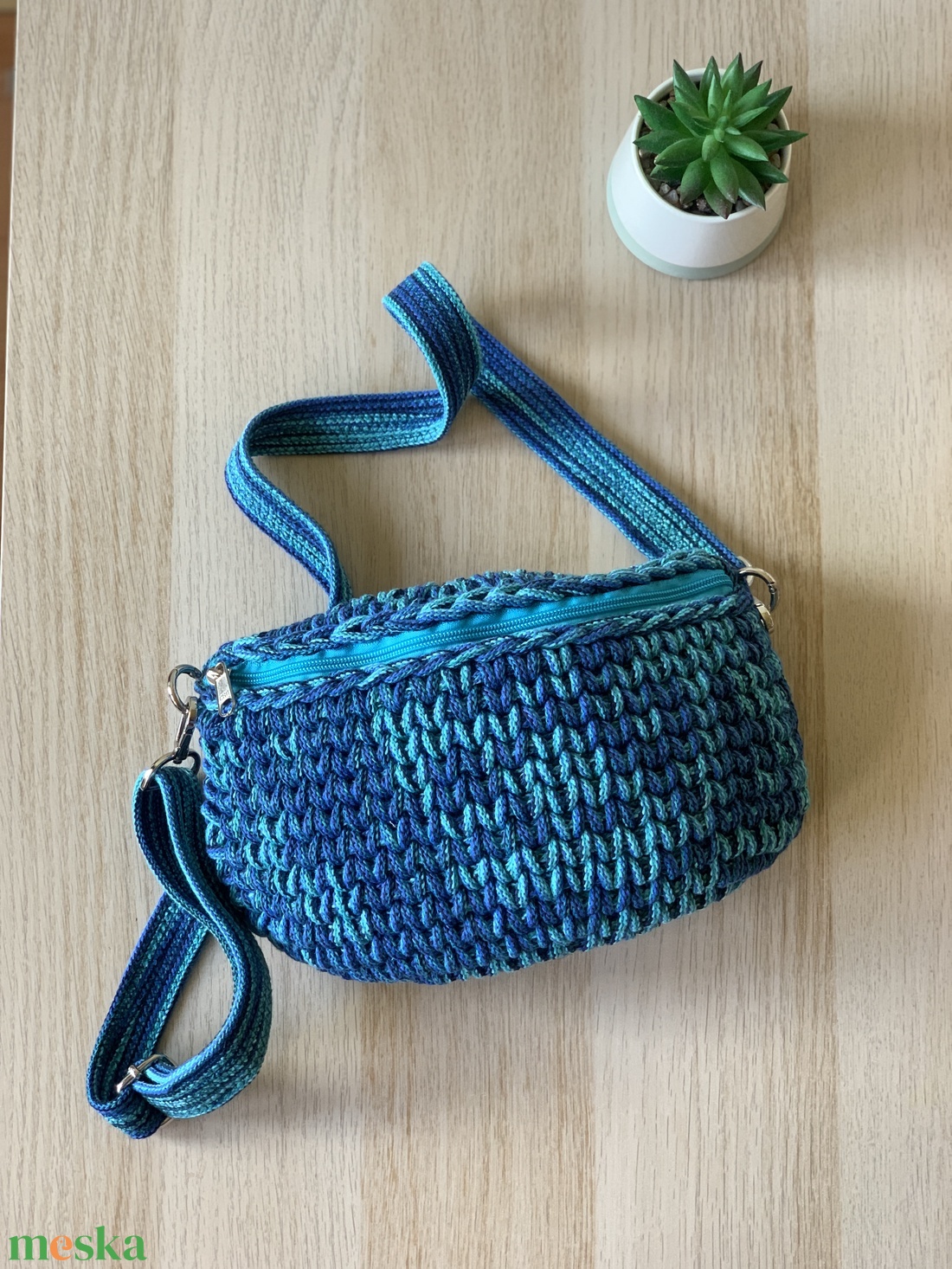Övtasi / Crossbody táska - táska & tok - kézitáska & válltáska - vállon átvethető táska - Meska.hu