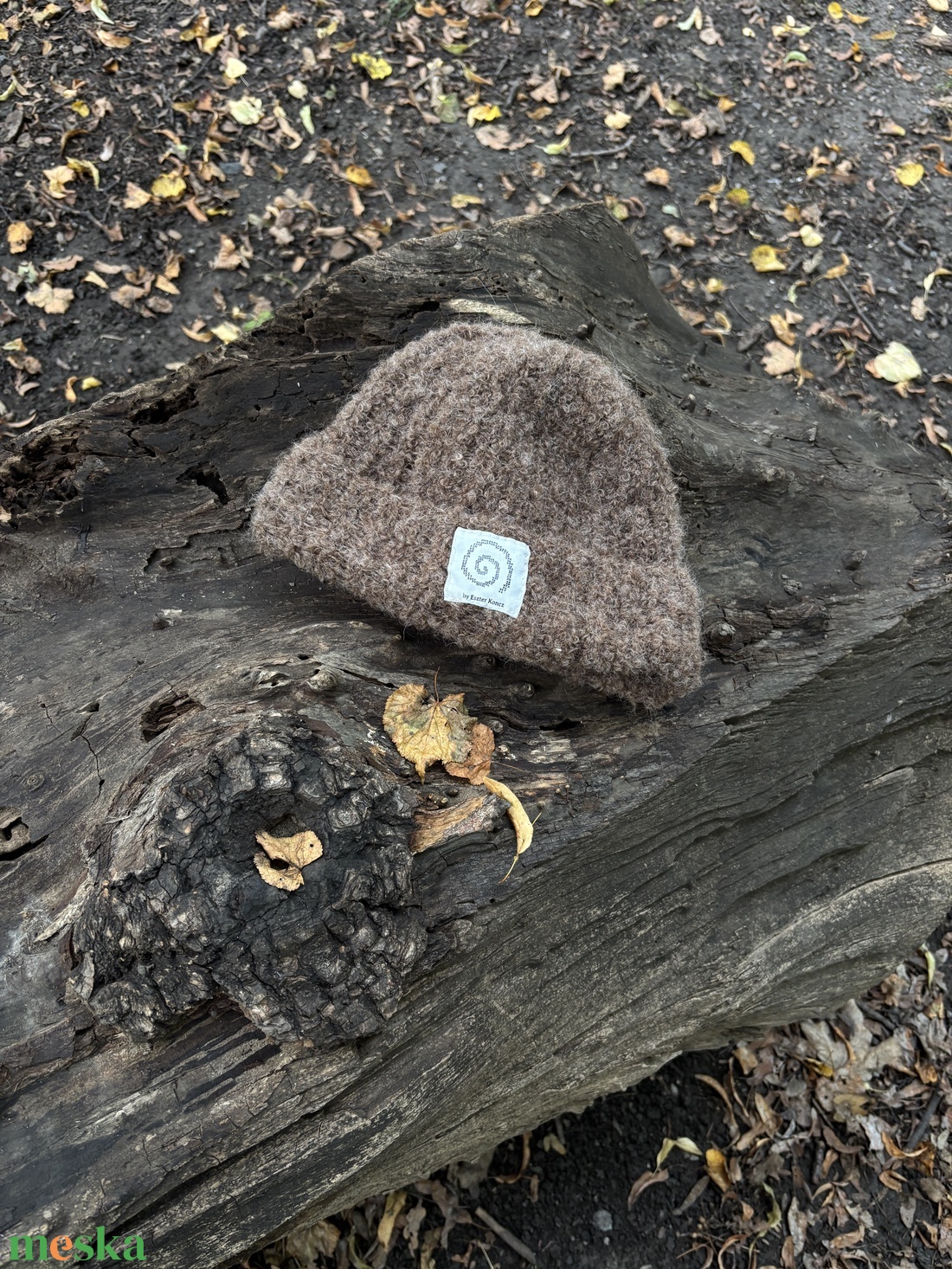 bolyhos kézzel kötött csokoládé barna sapka, alpaka fonalból - ruha & divat - sál, sapka, kendő - sapka - Meska.hu