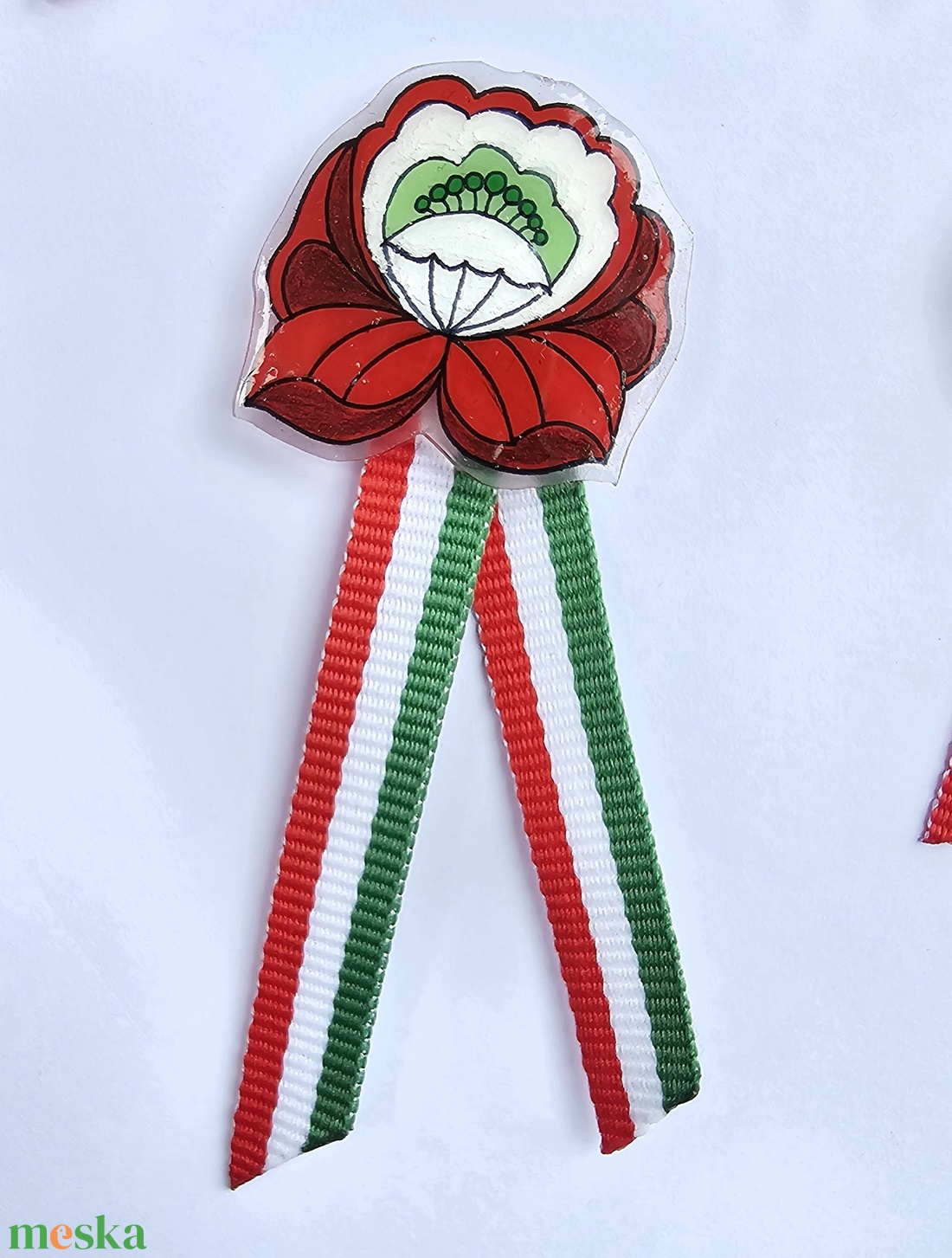Kalocsai virágos kokárda  - ékszer - kitűző és bross - Meska.hu