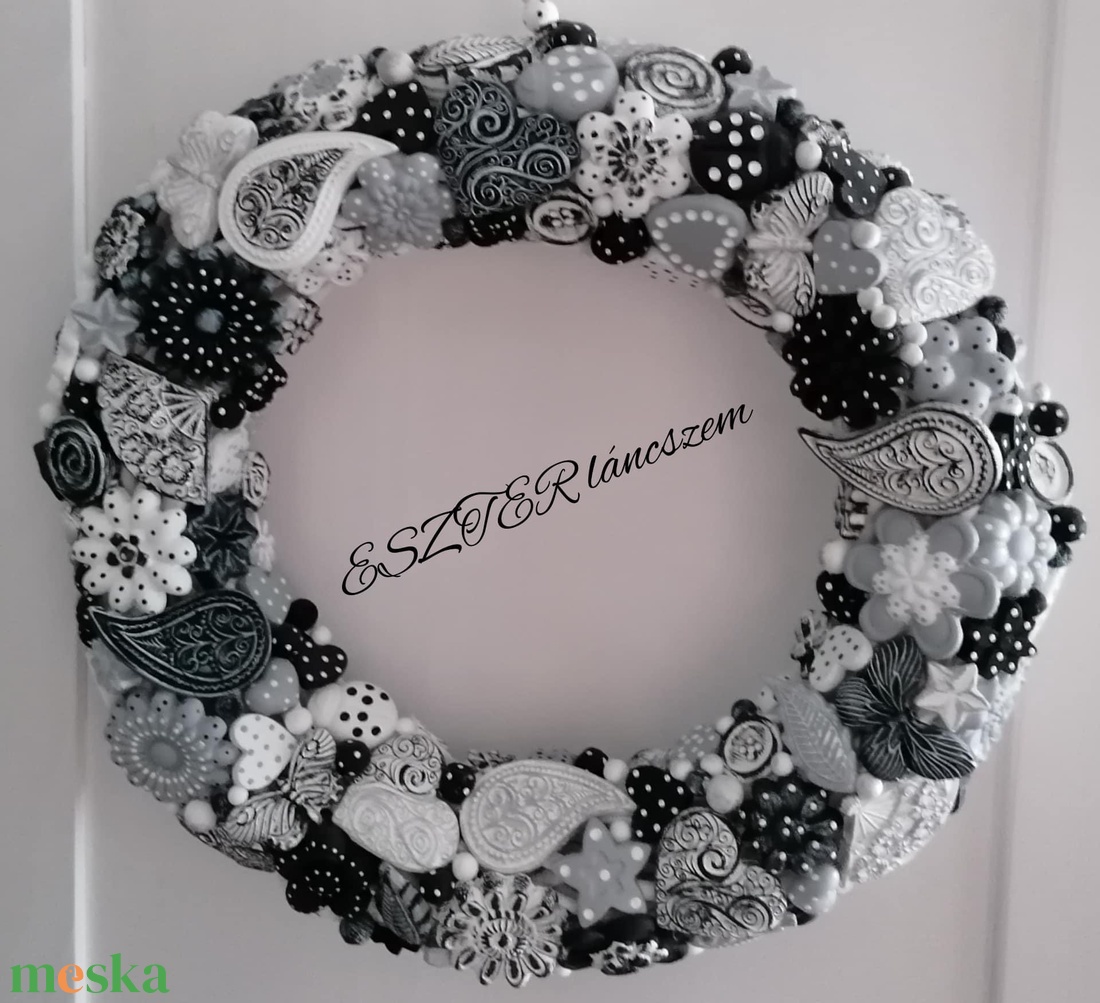 Fali cement koszorú E19 - otthon & életmód - dekoráció - ajtó- és ablak dekoráció - ajtódísz & kopogtató - Meska.hu