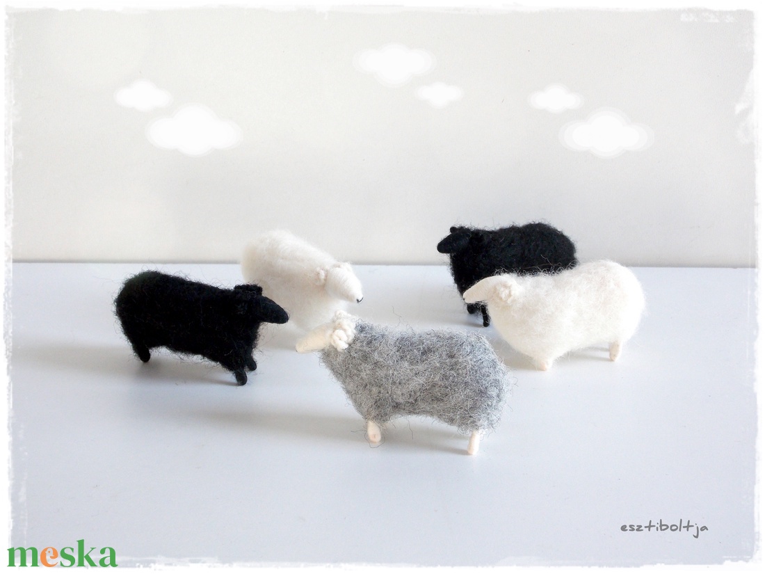 Mini Báránykák - tűnemezelt figura, dísz - otthon & életmód - dekoráció - dísztárgy - Meska.hu Mini Báránykák - tűnemezelt figura, dísz - otthon & életmód - dekoráció - dísztárgy - Meska.hu